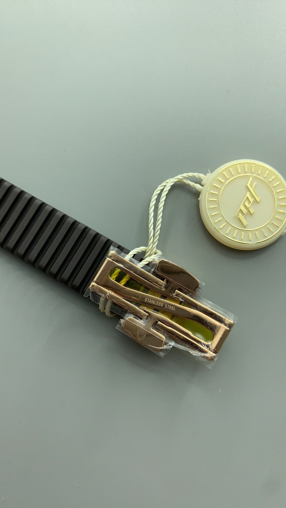 Patek Philippe Aquanaut 5068 | 35.6MM | ตัวเรือนสีโรสโกลด์ PVD | ขอบประดับเพชร | หน้าปัดสีขาว | กลไกอัตโนมัติ Cal.324 S C