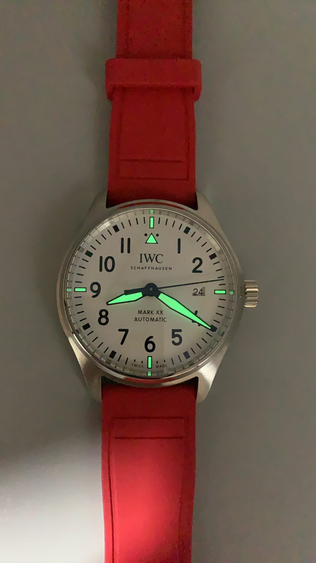 IWC Pilot’s Watch Mark XX | 40MM | หน้าปัดสีขาว | สายหนังลูกวัวสีดำ