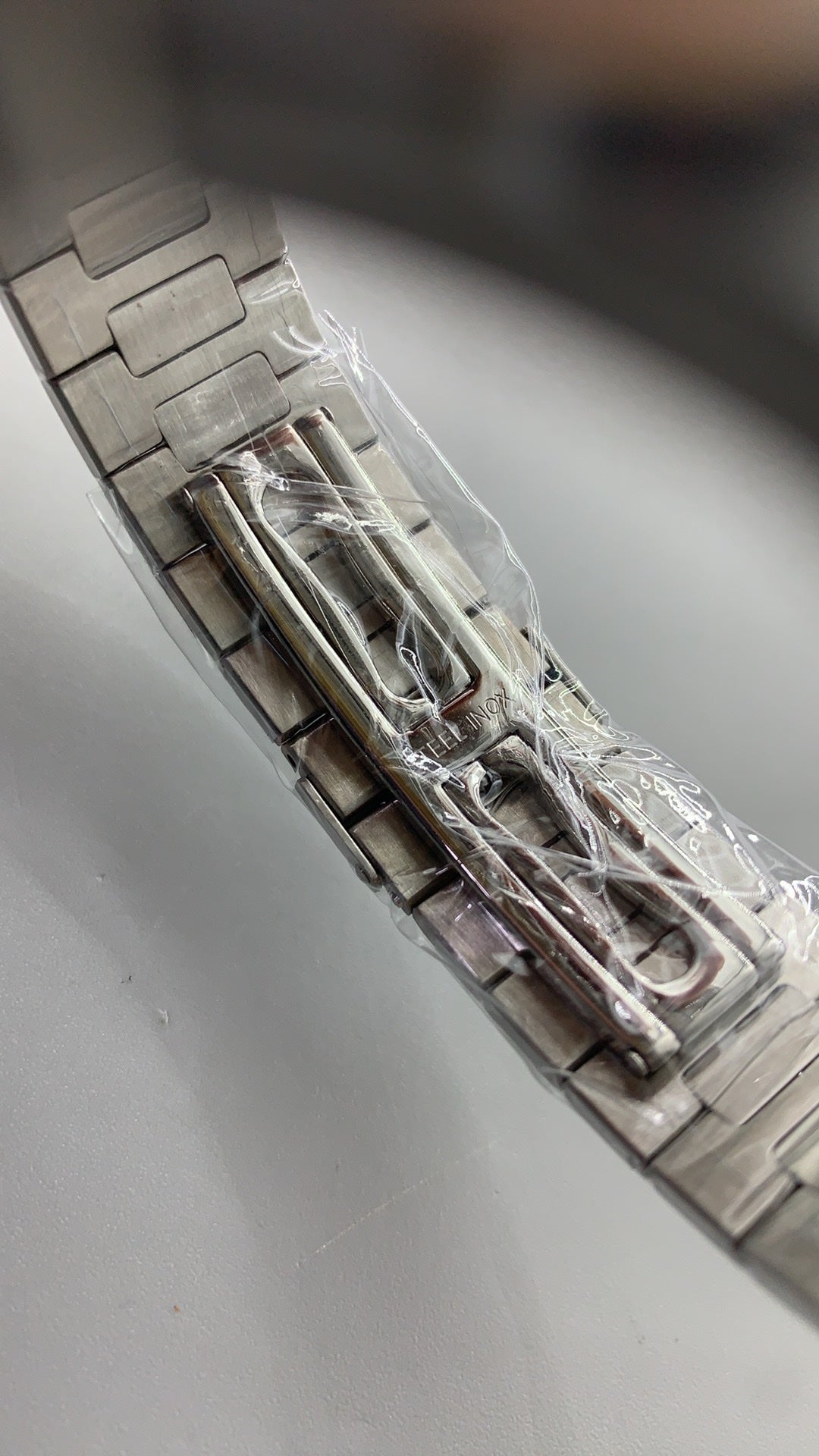 Patek Philippe Nautilus 5711 | 40MM | หน้าปัดสีน้ำเงินลายริ้ว | ตัวเรือนสแตนเลสสตีล | กลไกอัตโนมัติ Cal.324 S C