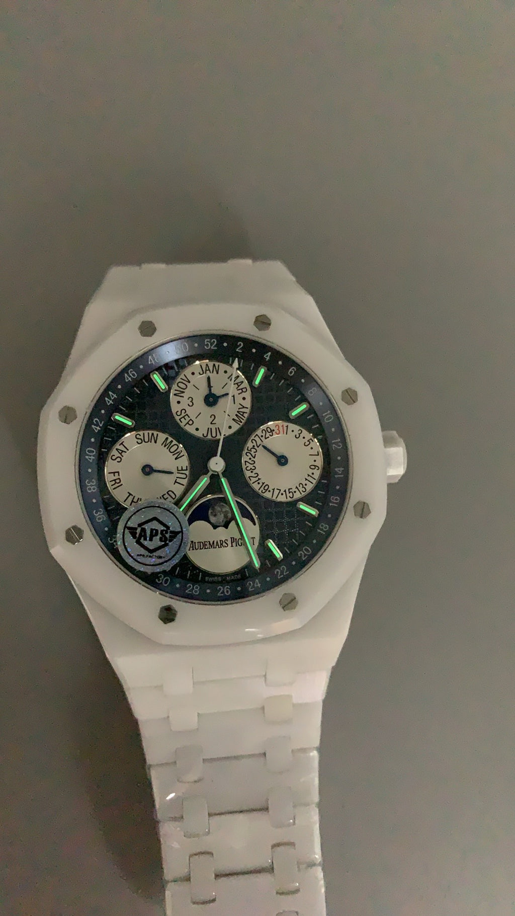 Audemars Piguet Royal Oak Perpetual Calendar 26579CB | 41MM | White ceramic case | Blue dial | Perpetual calendar | Automatic movement Cal.5134