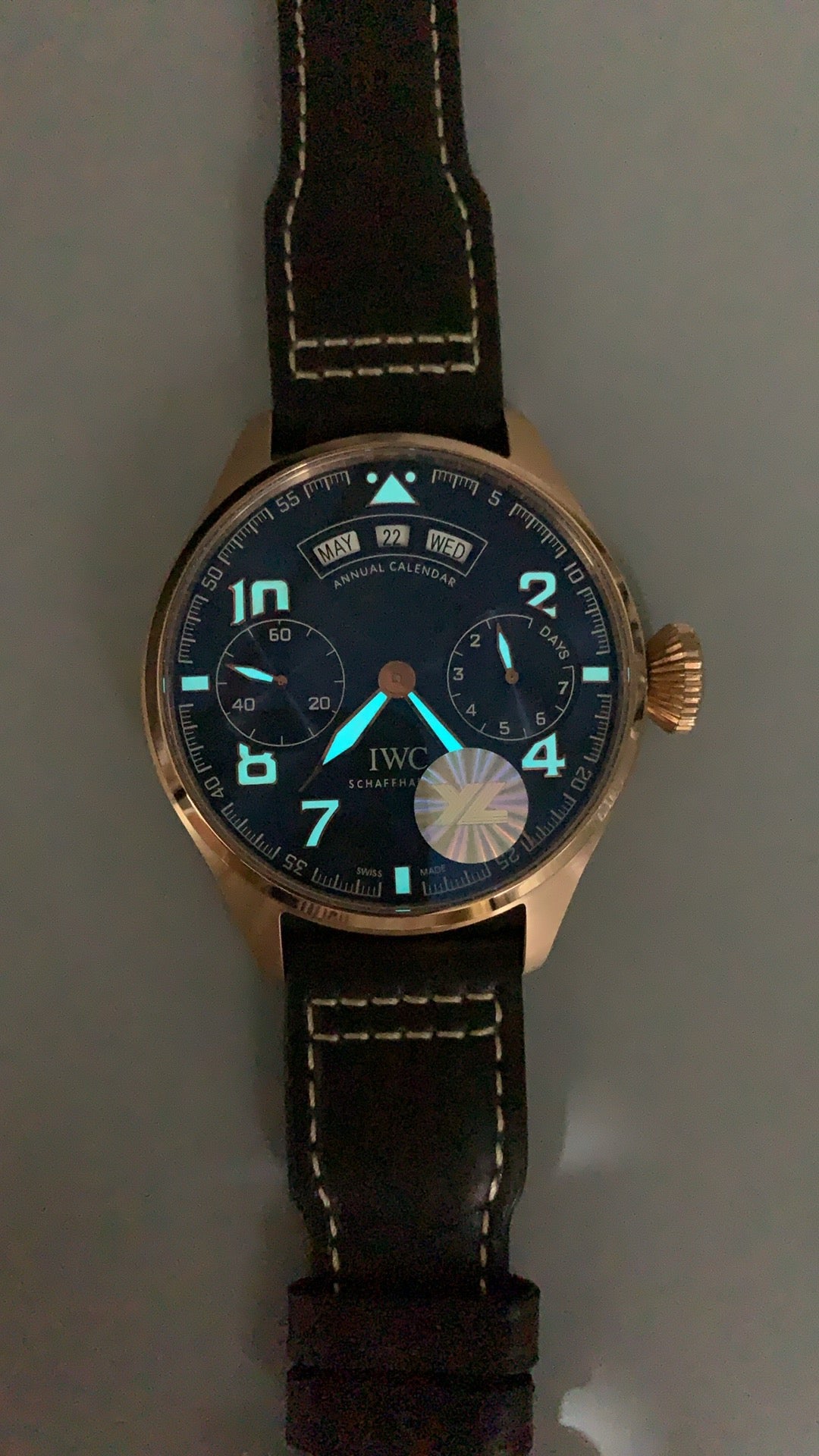 IWC Big Pilot’s Annual Calendar “Le Petit Prince” | 46MM | หน้าปัดสีน้ำเงิน | ตัวเรือนทองกุหลาบ | สายหนังสีน้ำตาล