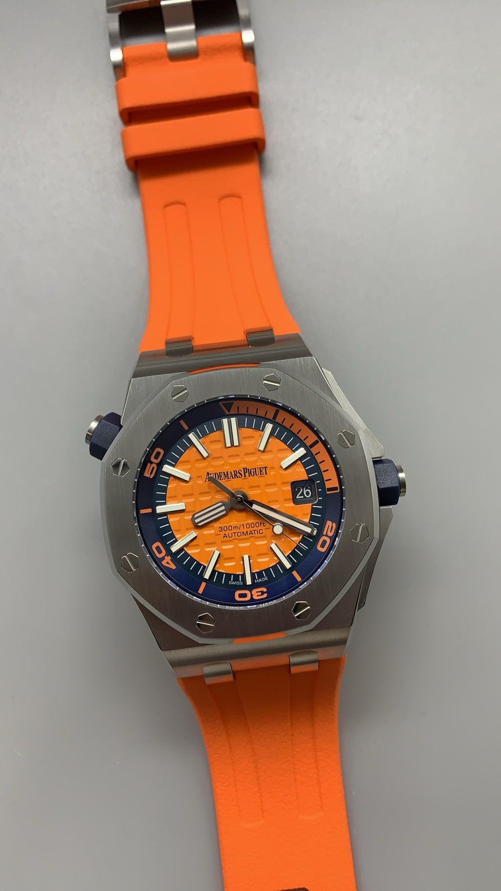 Audemars Piguet Royal Oak Offshore Diver 15710ST | 42MM | Stainless Steel Case | Orange Dial | Orange Rubber Strap | Automatic Movement Cal.3120