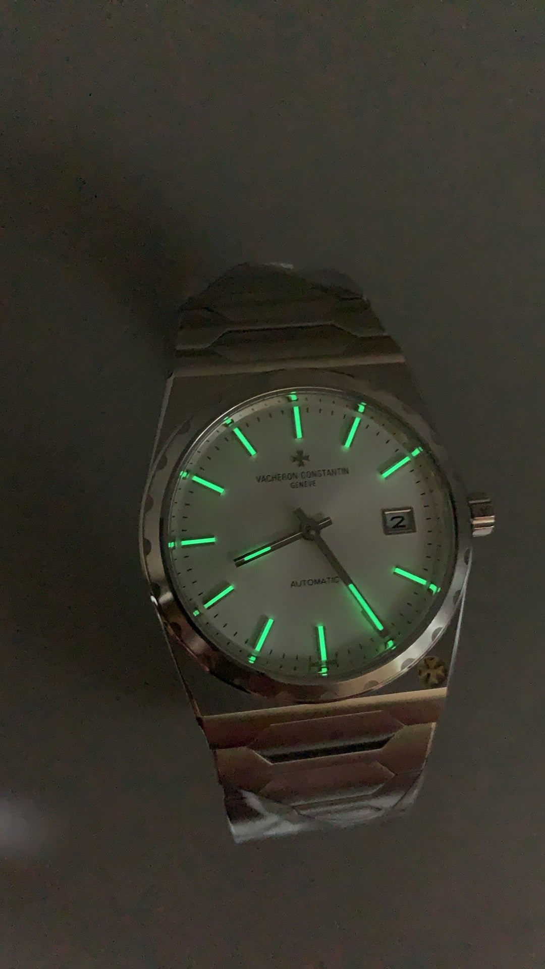 Vacheron Constantin Historiques 222 | 37MM | ตัวเรือนสแตนเลสสตีล | หน้าปัดสีทองแชมเปญ | สายเหล็กสแตนเลส | กลไกอัตโนมัติ Cal.2455/2