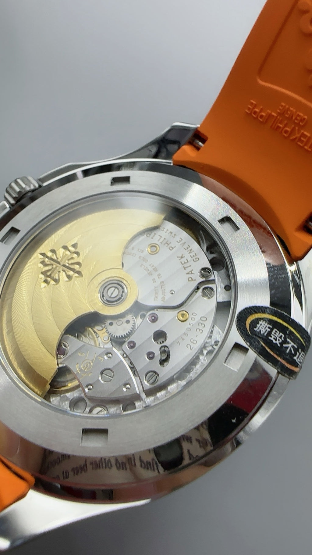 Patek Philippe Aquanaut 5167 | 40MM | หน้าปัดสีดำลายตาราง | สายยางสีส้ม | กลไกอัตโนมัติ Cal.324 S C