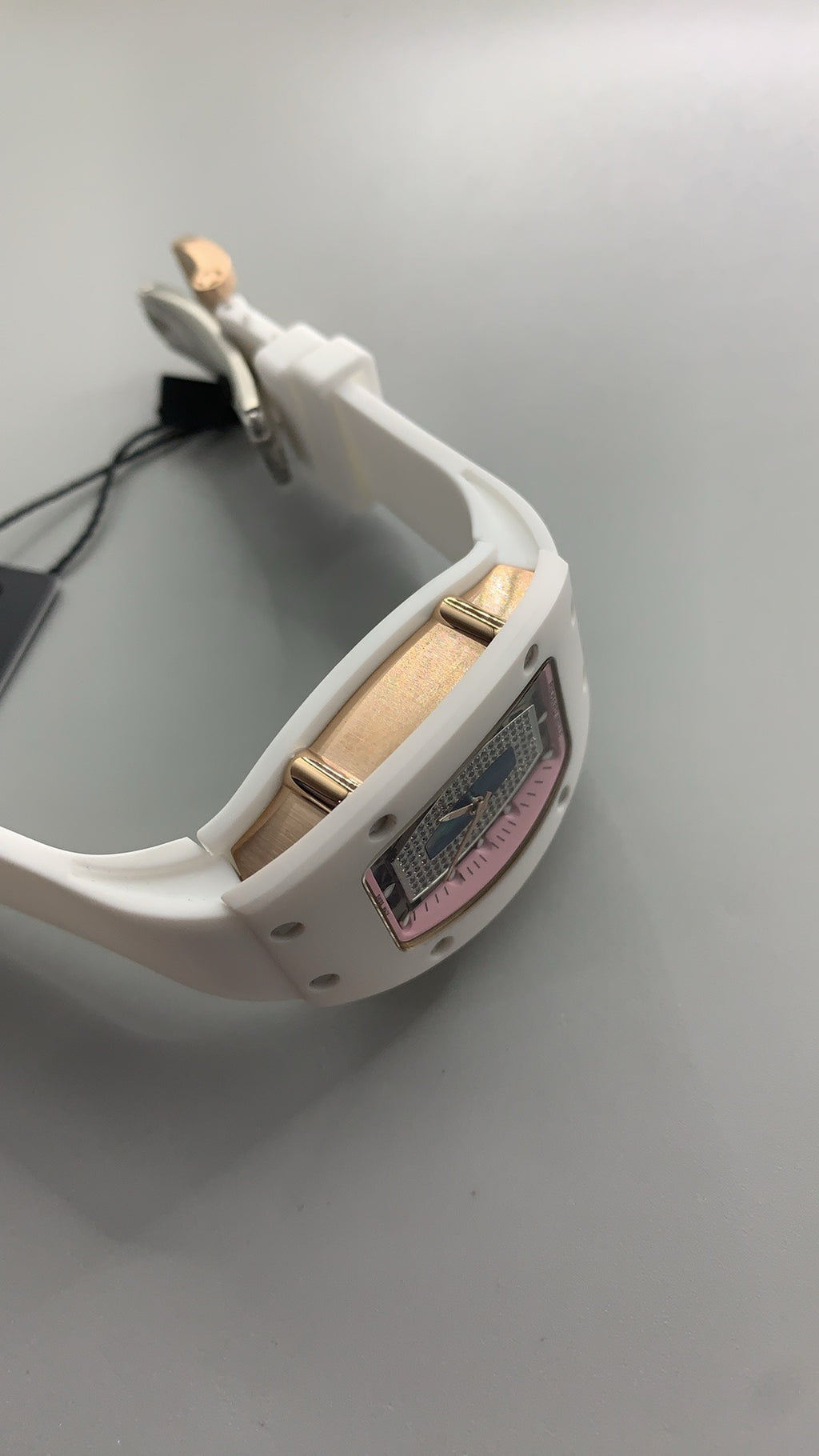 Richard Mille RM07-01 | 31MM | ตัวเรือนเซรามิกสีขาว + โครงสร้างโรสโกลด์ | หน้าปัดสเกเลตัน | กลไกอัตโนมัติ CRMA2