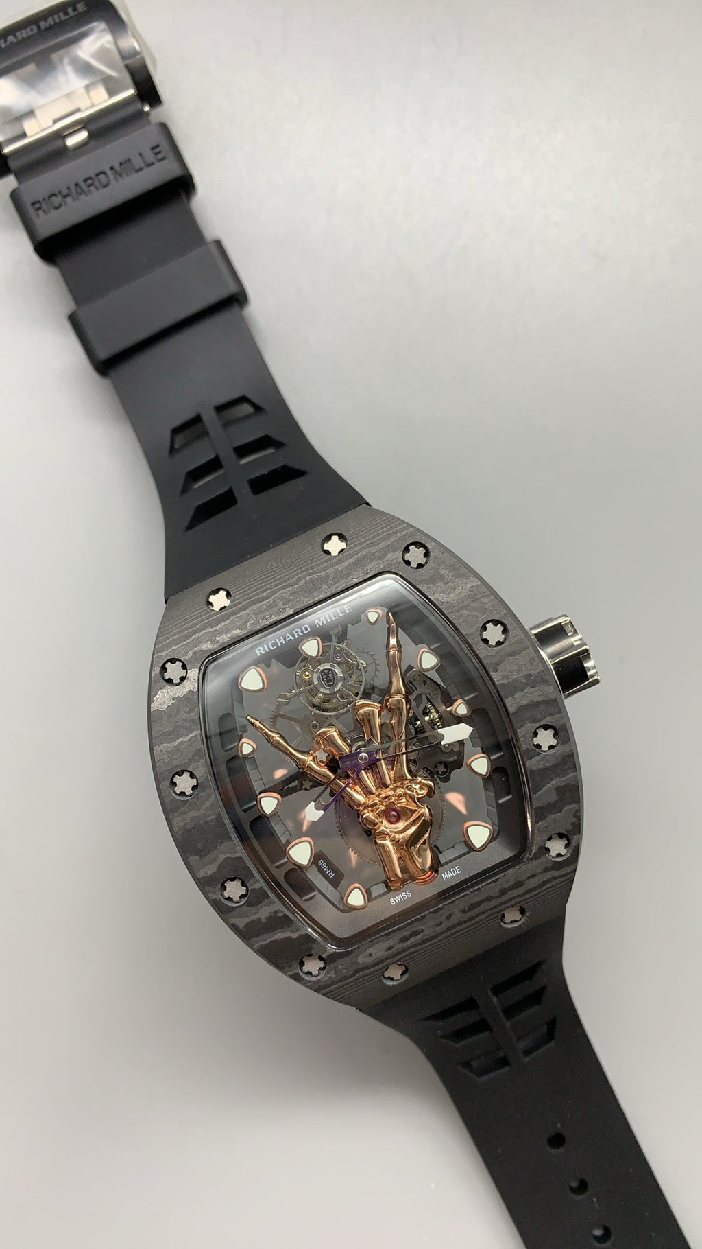 Richard Mille RM66 | 42MM | ตัวเรือนไทเทเนียมเกรด 5 + เคลือบ PVD สีโรสโกลด์ | หน้าปัดรูปมือโครงกระดูก (Skeleton Hand) | กลไกไขลานมือ Flying Tourbillon