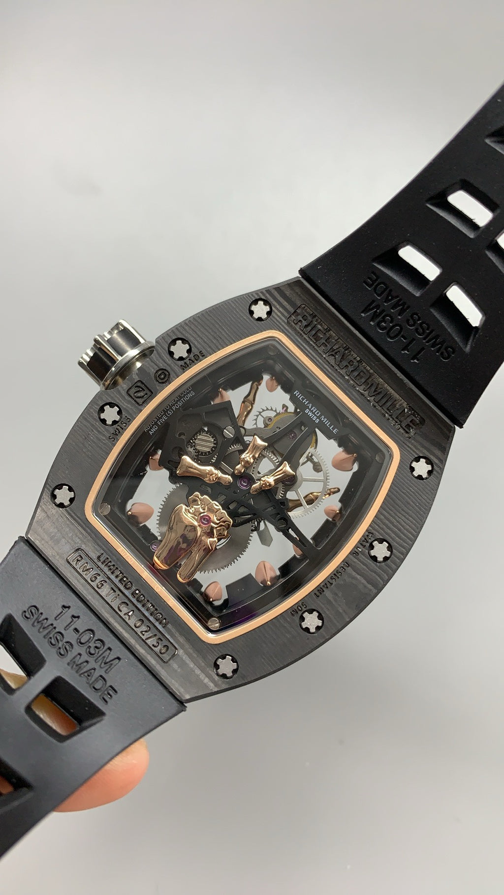 Richard Mille RM66 | 42MM | ตัวเรือนไทเทเนียมเกรด 5 + เคลือบ PVD สีโรสโกลด์ | หน้าปัดรูปมือโครงกระดูก (Skeleton Hand) | กลไกไขลานมือ Flying Tourbillon