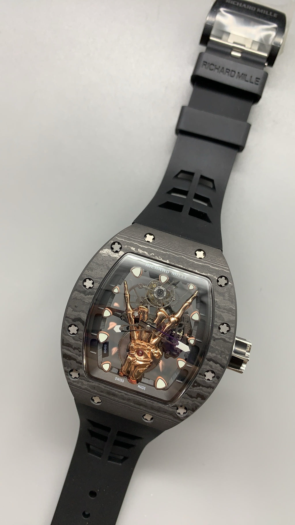 Richard Mille RM66 | 42MM | ตัวเรือนไทเทเนียมเกรด 5 + เคลือบ PVD สีโรสโกลด์ | หน้าปัดรูปมือโครงกระดูก (Skeleton Hand) | กลไกไขลานมือ Flying Tourbillon