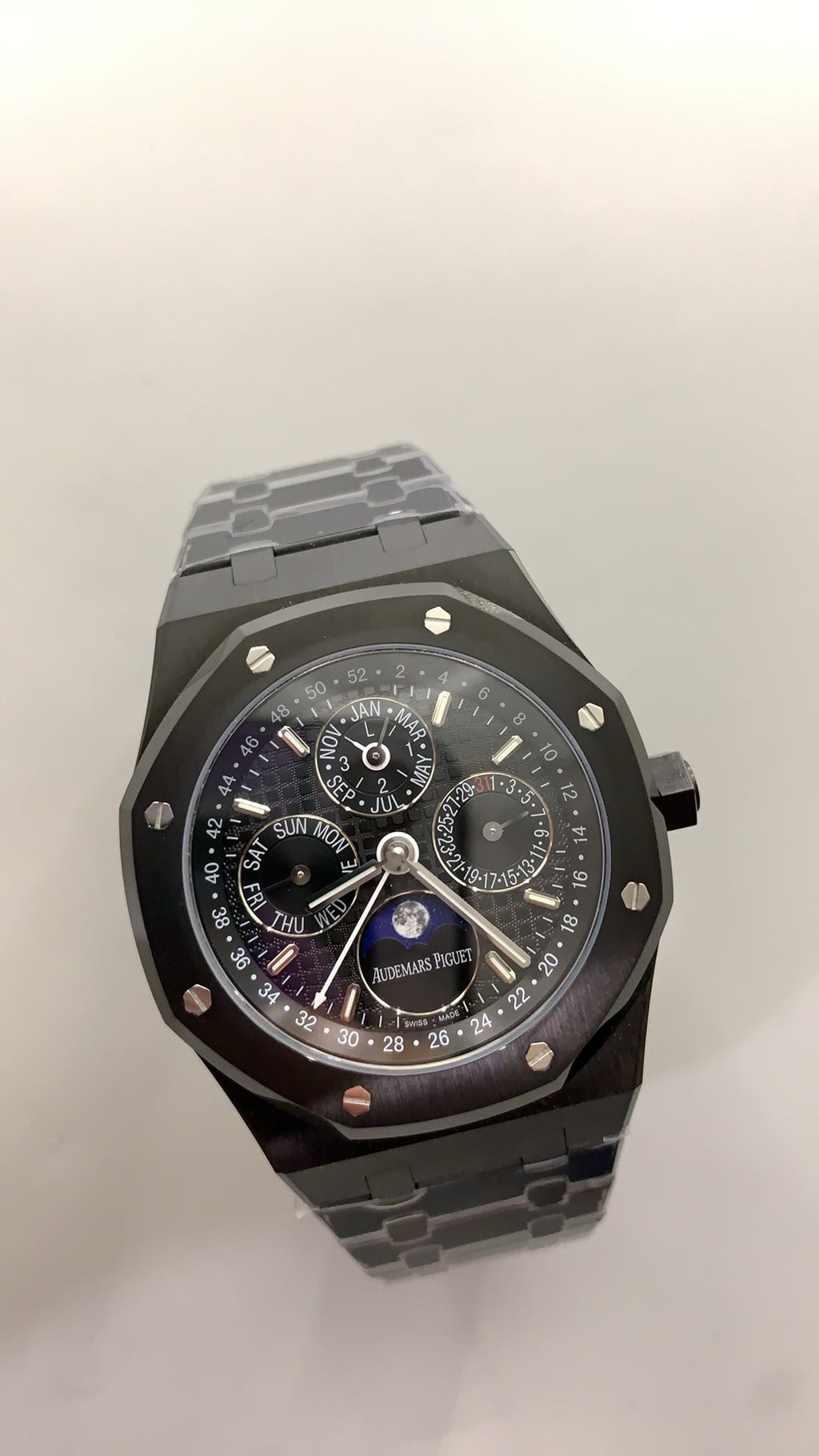 Audemars Piguet Royal Oak Perpetual Calendar 26579CE | 41MM | Black Ceramic Case | Perpetual Calendar | Automatic Movement Cal.5134
