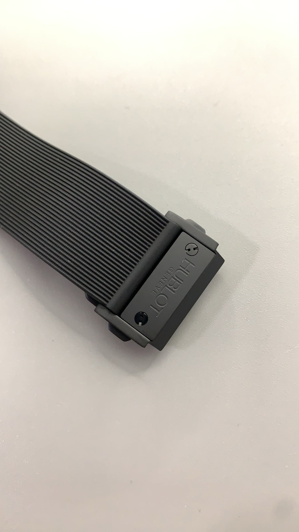 Hublot Big Bang Chronograph | 44MM | ตัวเรือนไทเทเนียม/สแตนเลสสตีล | หน้าปัดสเกเลตัน | จับเวลา Chronograph | กลไกอัตโนมัติ HUB4100