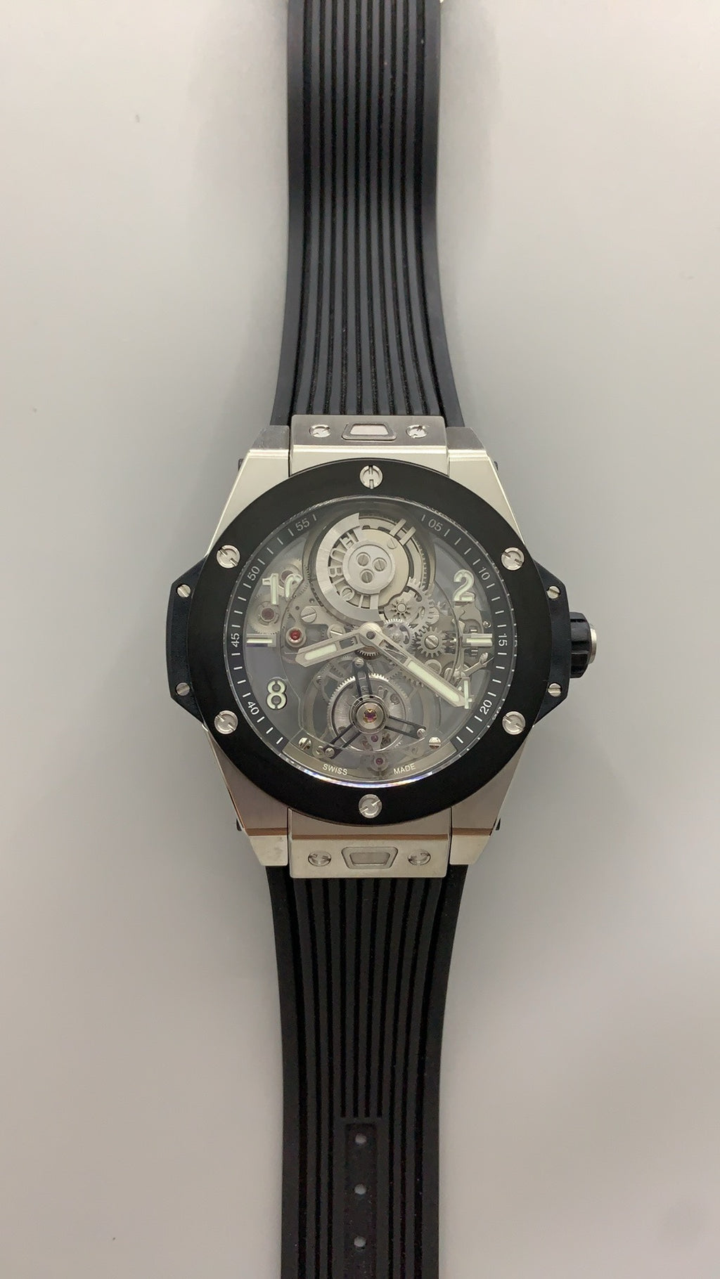 Hublot Big Bang Tourbillon | 44MM | ตัวเรือนไทเทเนียม | หน้าปัดสเกเลตัน | ระบบ Flying Tourbillon | กลไกไขลานมือ HUB6011