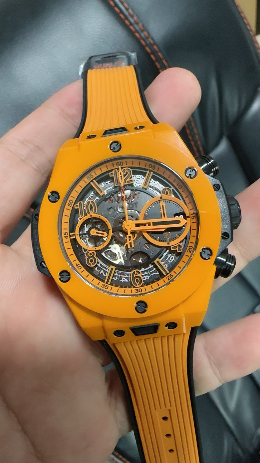 Hublot Big Bang Chronograph | 44MM | ตัวเรือนไทเทเนียม | ขอบเซรามิกสีส้ม | หน้าปัดสเกเลตัน | จับเวลา Chronograph | กลไกอัตโนมัติ HUB4100