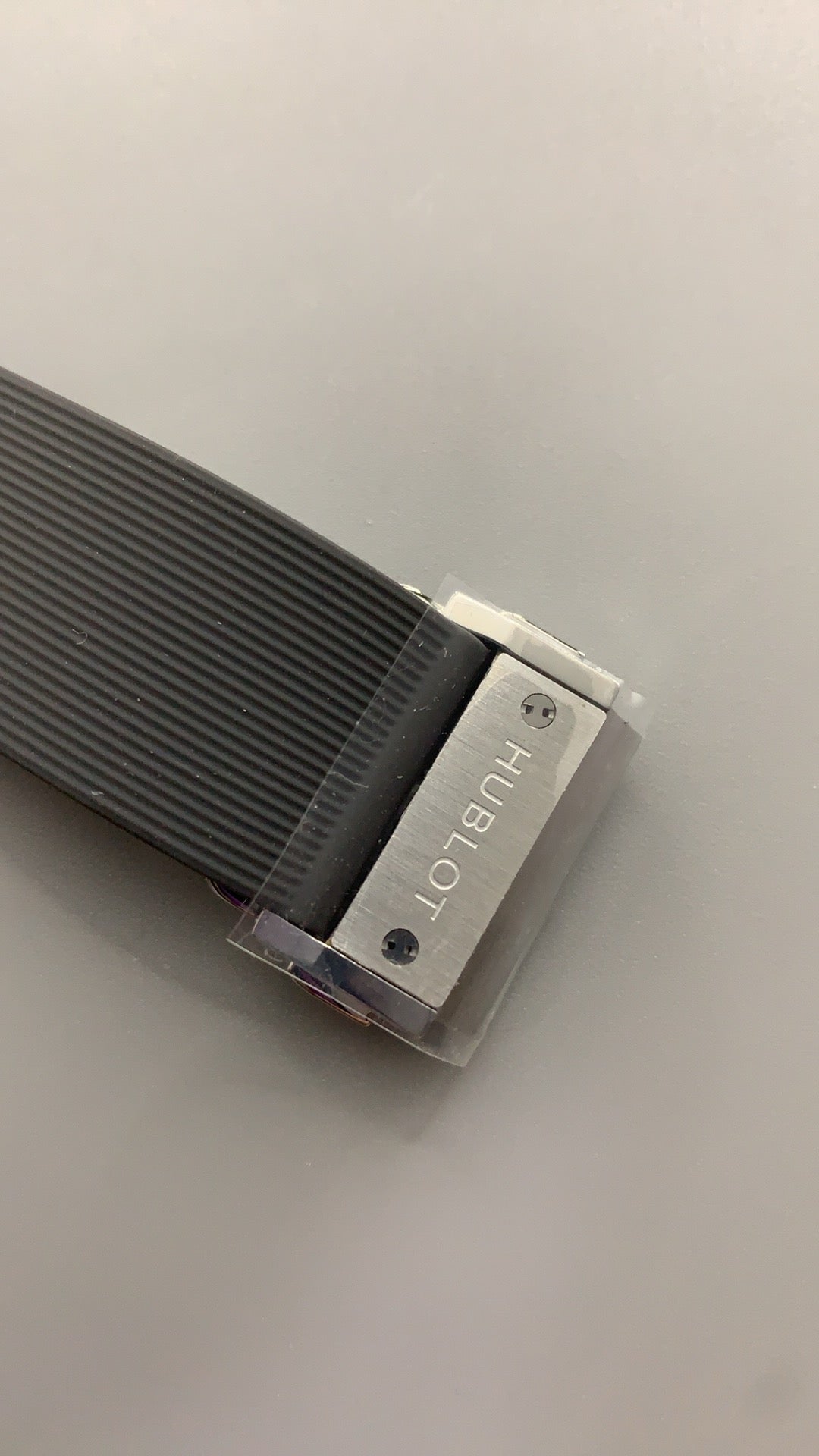 Hublot Classic Fusion | 42MM | ตัวเรือนไทเทเนียม | หน้าปัดสีเทา | กลไกอัตโนมัติ HUB1110