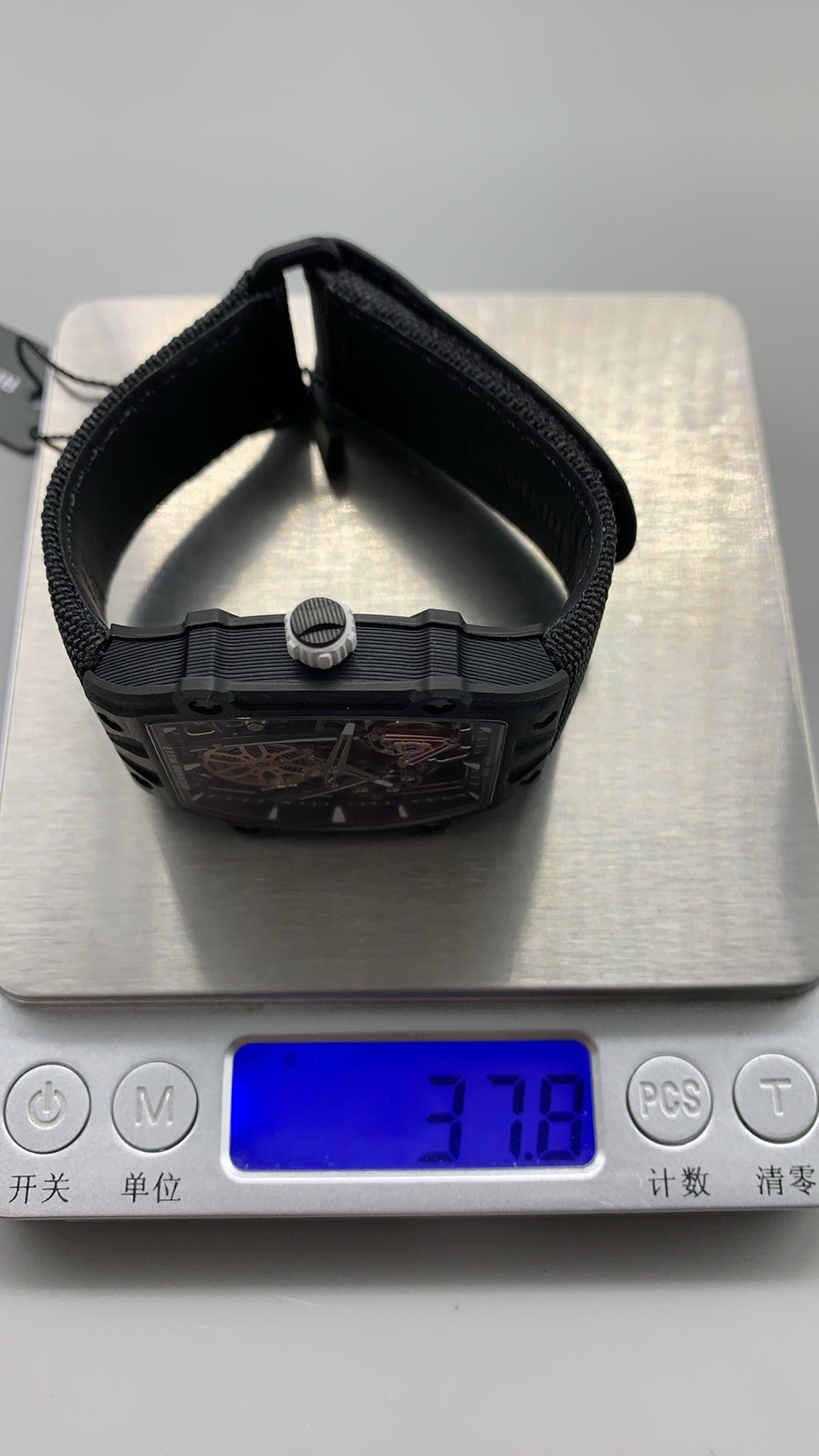 Richard Mille RM27-05 | 38.4MM | ตัวเรือนคาร์บอนไฟเบอร์ TPT + โครงไทเทเนียม | น้ำหนักเบาพิเศษ | หน้าปัดสเกเลตัน | กลไกไขลานมือ RM27-05