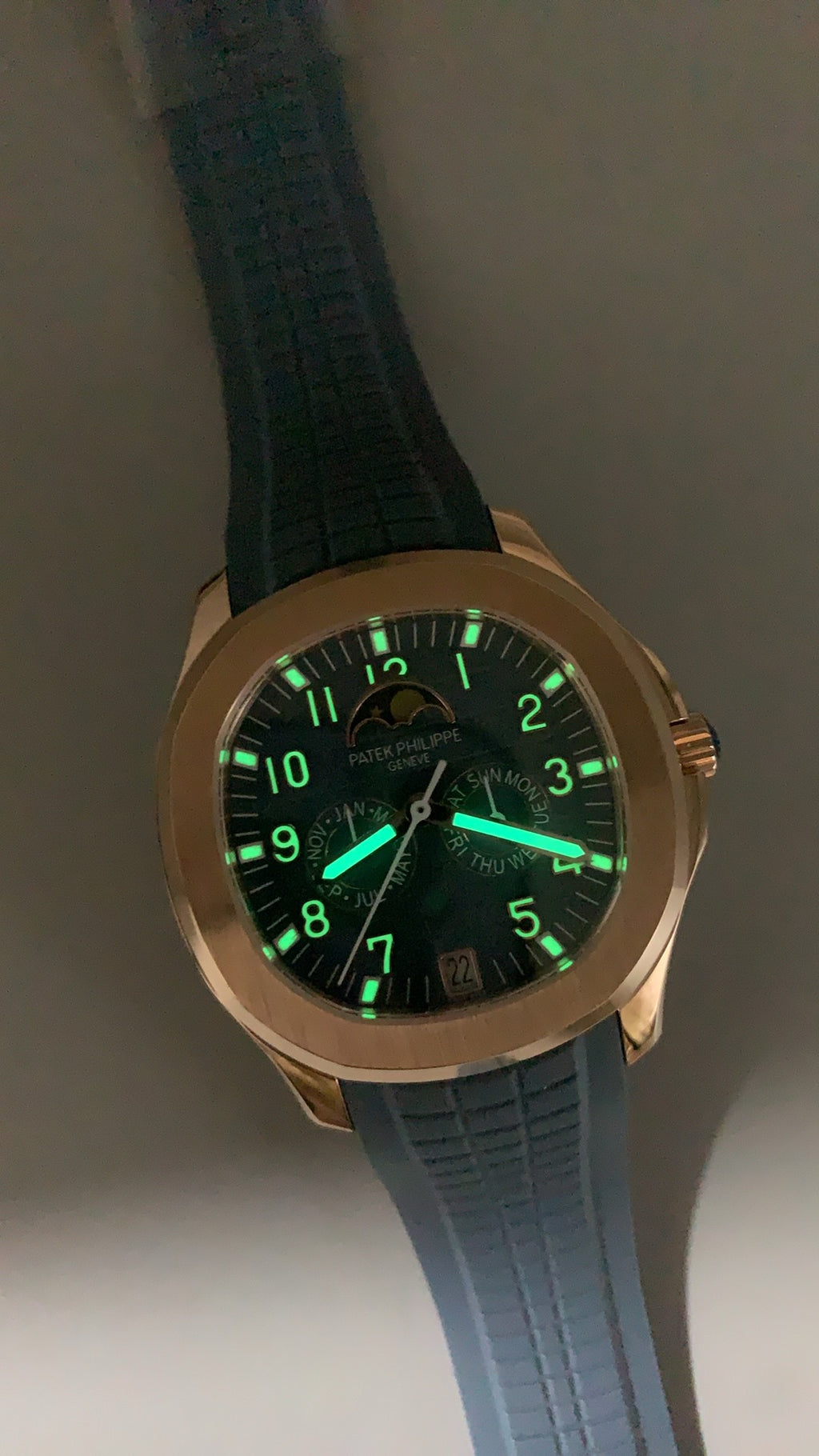 Patek Philippe 5261R | 38.5MM | ตัวเรือนสีโรสโกลด์ PVD | หน้าปัดสีน้ำเงินอมเทาซันเรย์ | ปฏิทินประจำปี + ข้างขึ้นข้างแรม | กลไกอัตโนมัติ Cal.26-330 S QA LU