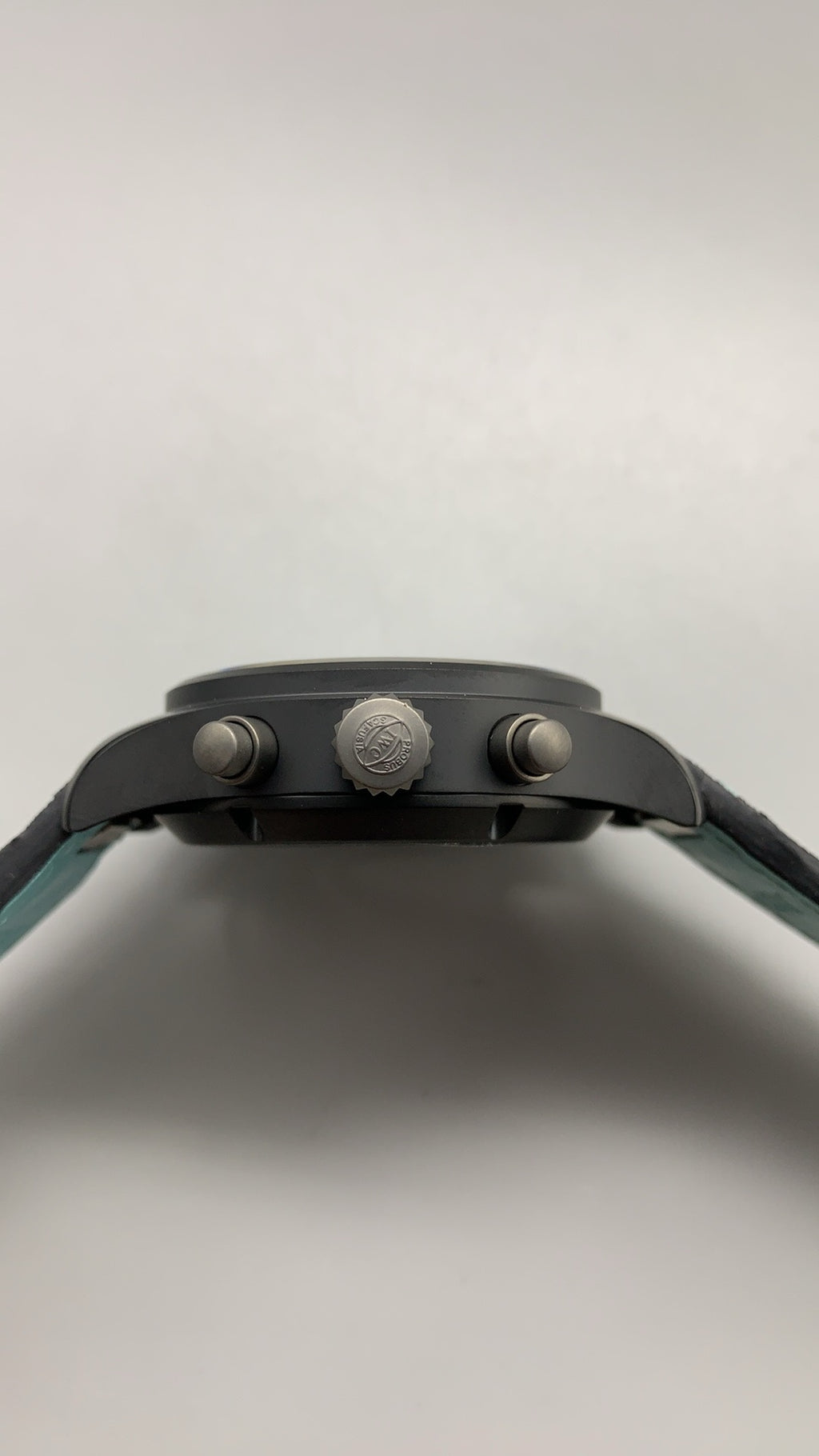 IWC Pilot’s Watch | 41MM | นาฬิกานักบินสุดคลาสสิก | หน้าปัดสีน้ำเงิน | สายหนัง