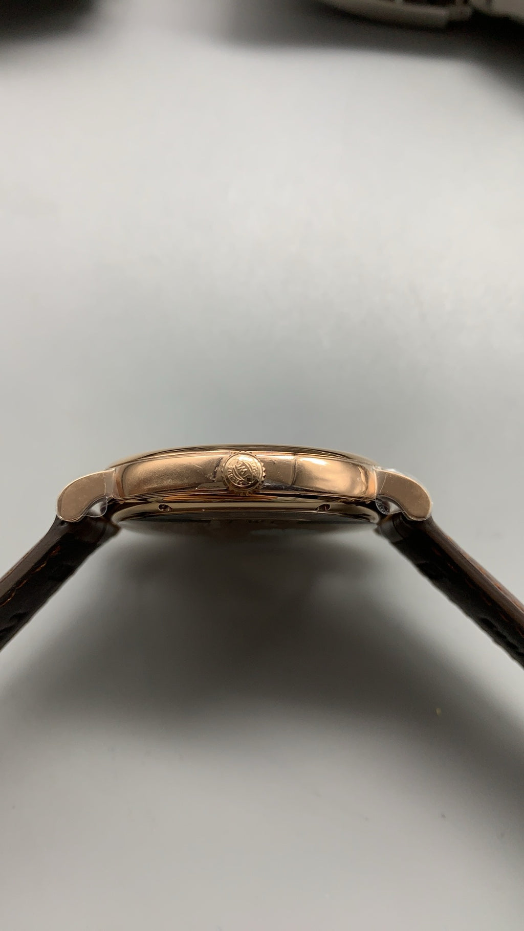 IWC Portofino Automatic | 40MM | หน้าปัดสีน้ำเงิน | ขอบโรสโกลด์ | สายหนังสีน้ำตาล