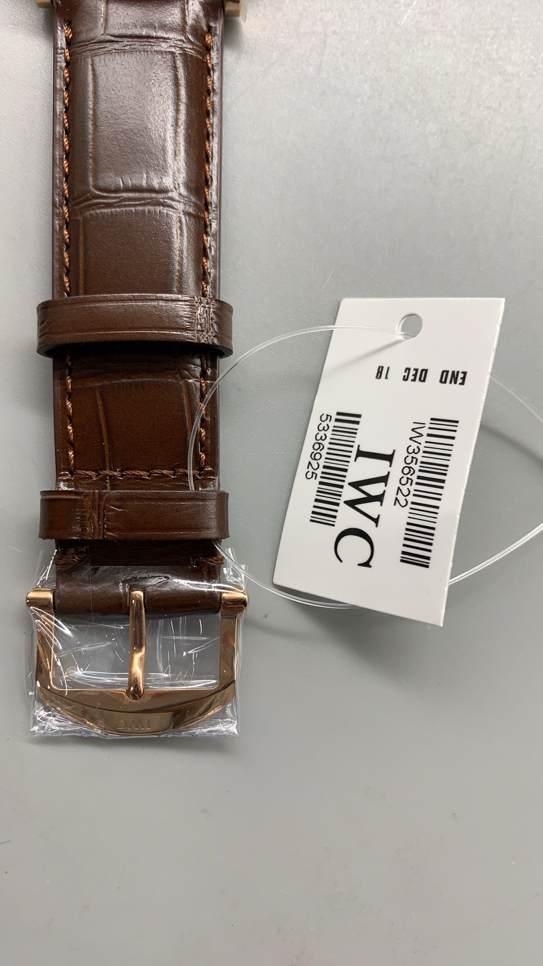 IWC Portofino Automatic | 40MM | หน้าปัดสีน้ำเงิน | ขอบโรสโกลด์ | สายหนังสีน้ำตาล