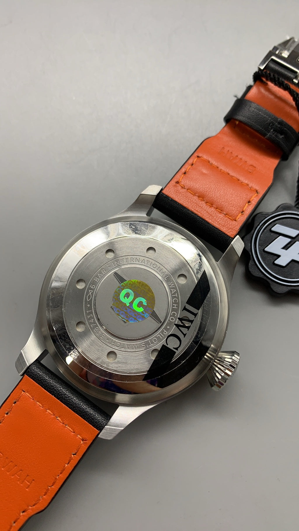 IWC Big Pilot’s Watch | 46MM | ตัวเรือนสแตนเลส | สายหนังลูกวัวสีดำ | กลไกอัตโนมัติ