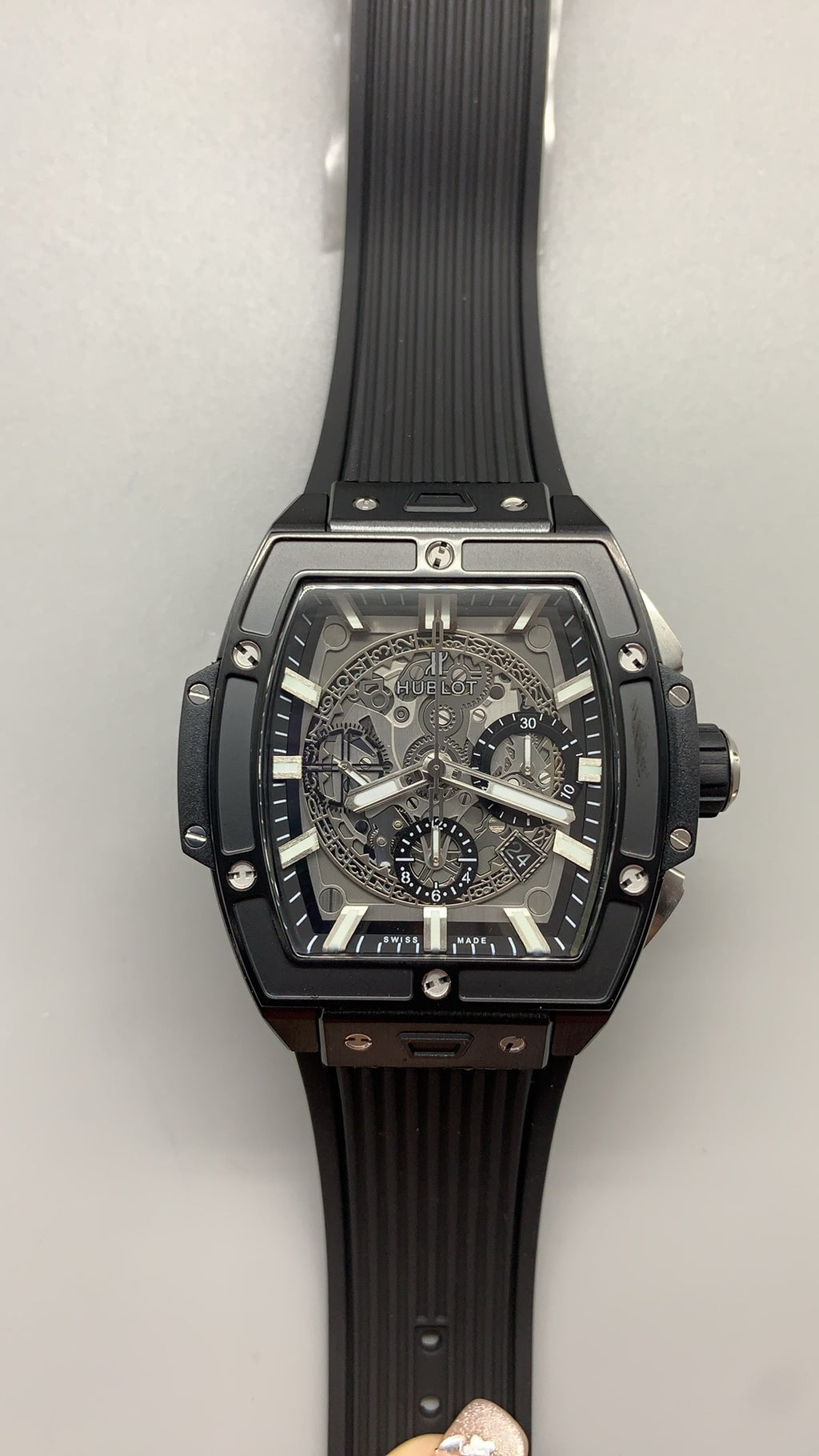 Hublot Spirit of Big Bang | 42MM | ตัวเรือนไทเทเนียมทรงถังไวน์ (Tonneau) | หน้าปัดสเกเลตัน | จับเวลา Chronograph | กลไกอัตโนมัติ HUB4700