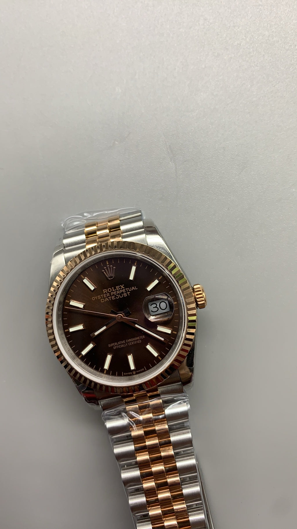 Rolex Datejust 36MM | หน้าปัดสีน้ำตาล | ตัวเรือนสแตนเลสสลับเคลือบสีโรสโกลด์ PVD | กลไกอัตโนมัติ Cal.3235