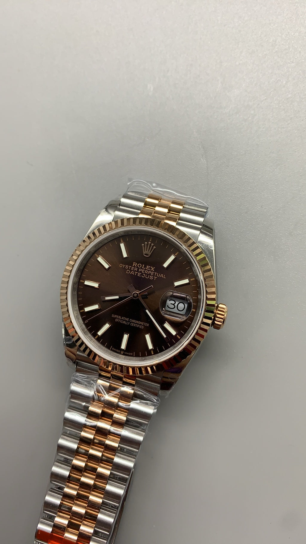 Rolex Datejust 36MM | หน้าปัดสีน้ำตาล | ตัวเรือนสแตนเลสสลับเคลือบสีโรสโกลด์ PVD | กลไกอัตโนมัติ Cal.3235