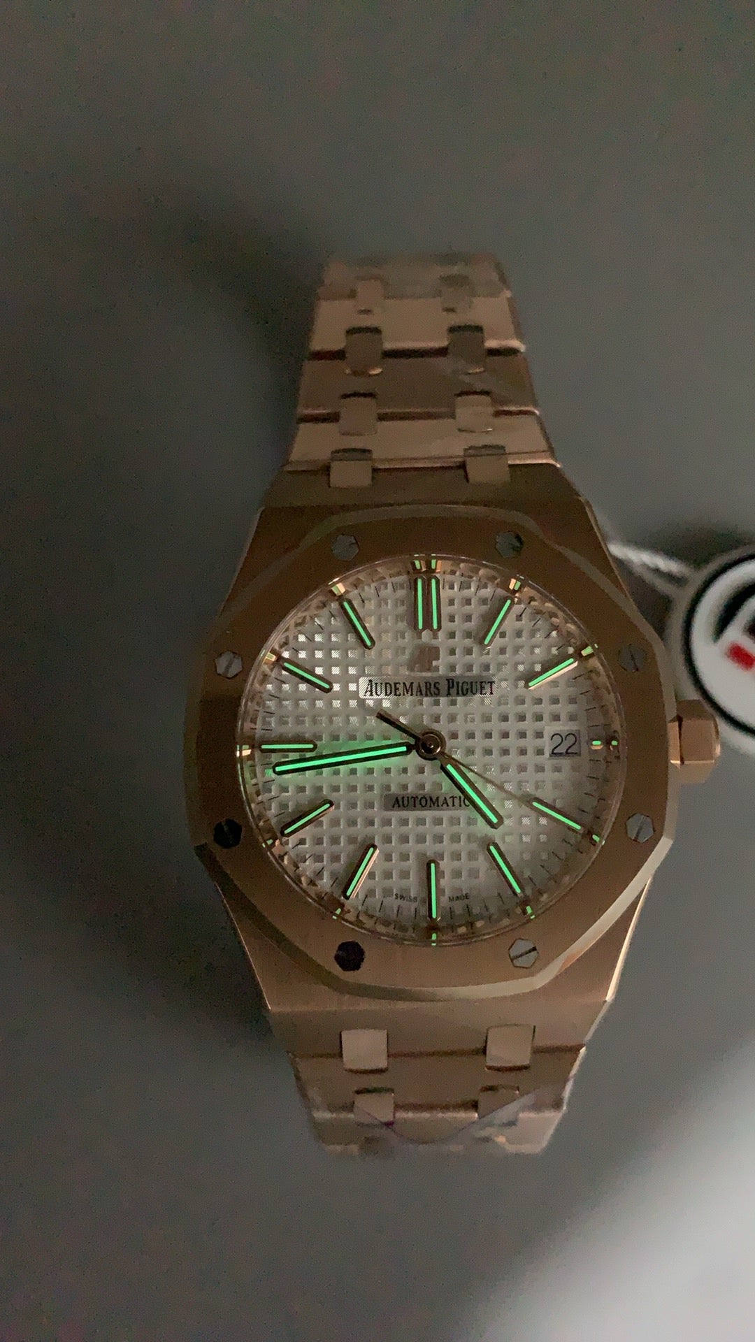 Audemars Piguet Royal Oak 15451 | 37MM | ตัวเรือนสแตนเลสสตีลเคลือบสีโรสโกลด์แบบ PVD | หน้าปัดสีขาวประดับเพชร | กลไกอัตโนมัติ Cal.3120