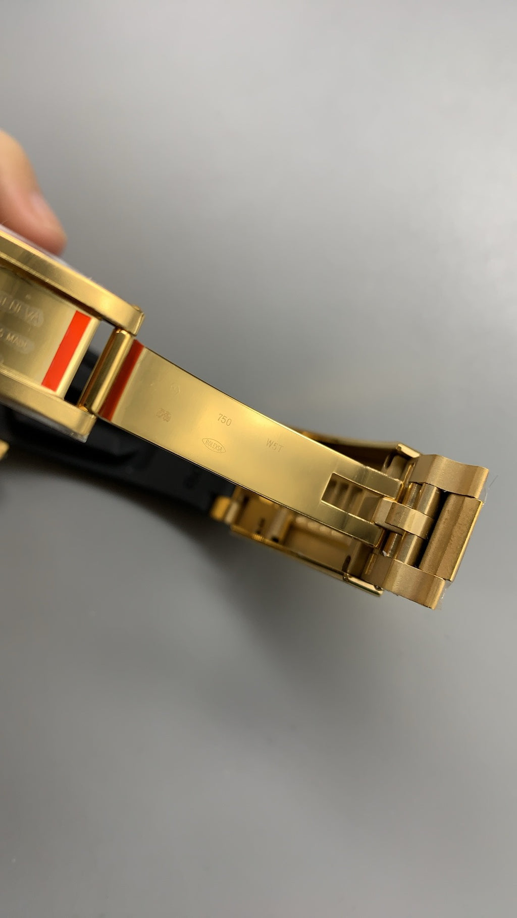 Rolex Yacht-Master 42MM | ตัวเรือนสแตนเลสเคลือบสีทอง PVD | สายยาง Oysterflex | กลไกอัตโนมัติ Cal.3235