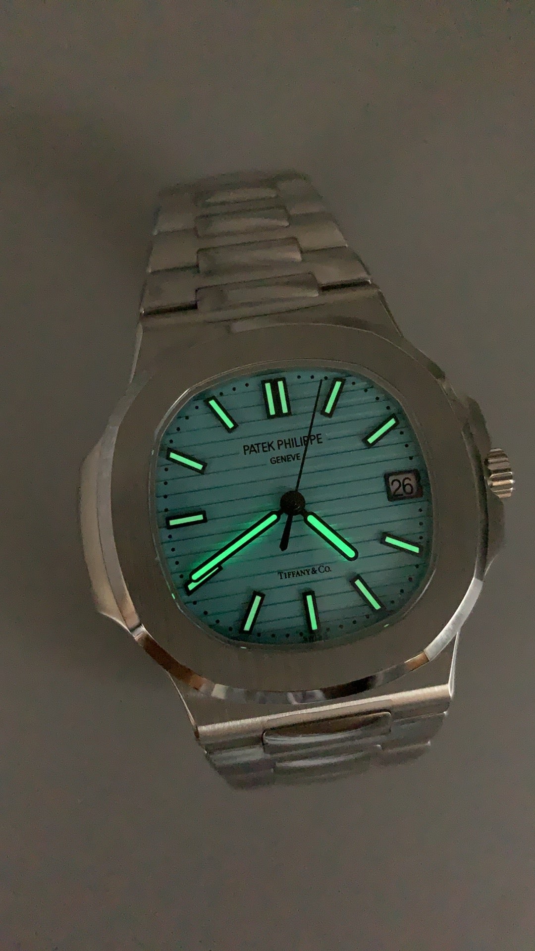 Patek Philippe Nautilus 5711 | 40MM | หน้าปัดสีฟ้า Tiffany | ตัวเรือนสแตนเลสสตีล | กลไกอัตโนมัติ Cal.324 S C