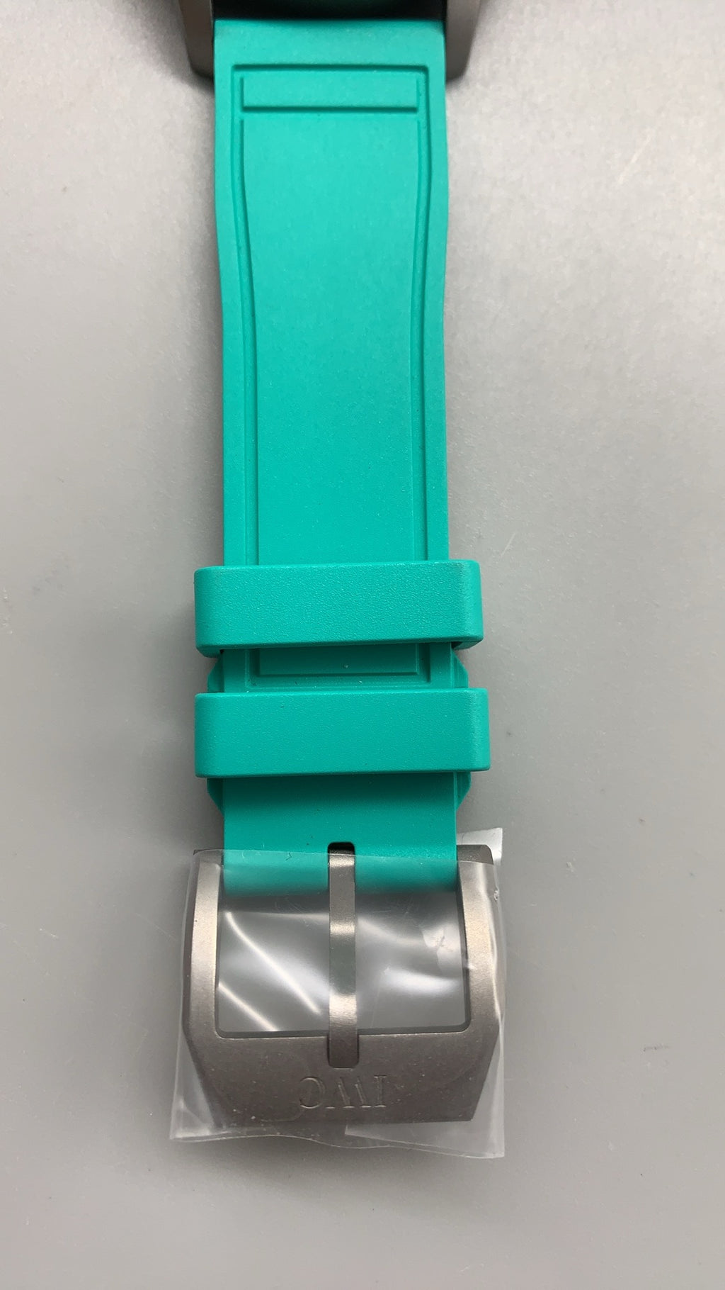 IWC Pilot’s Watch Mark XX | 40MM | ตัวเรือนสเตนเลสสตีล | หน้าปัดสีฟ้า Tiffany | สายหนังวัว | กลไกอัตโนมัติ Cal.32111