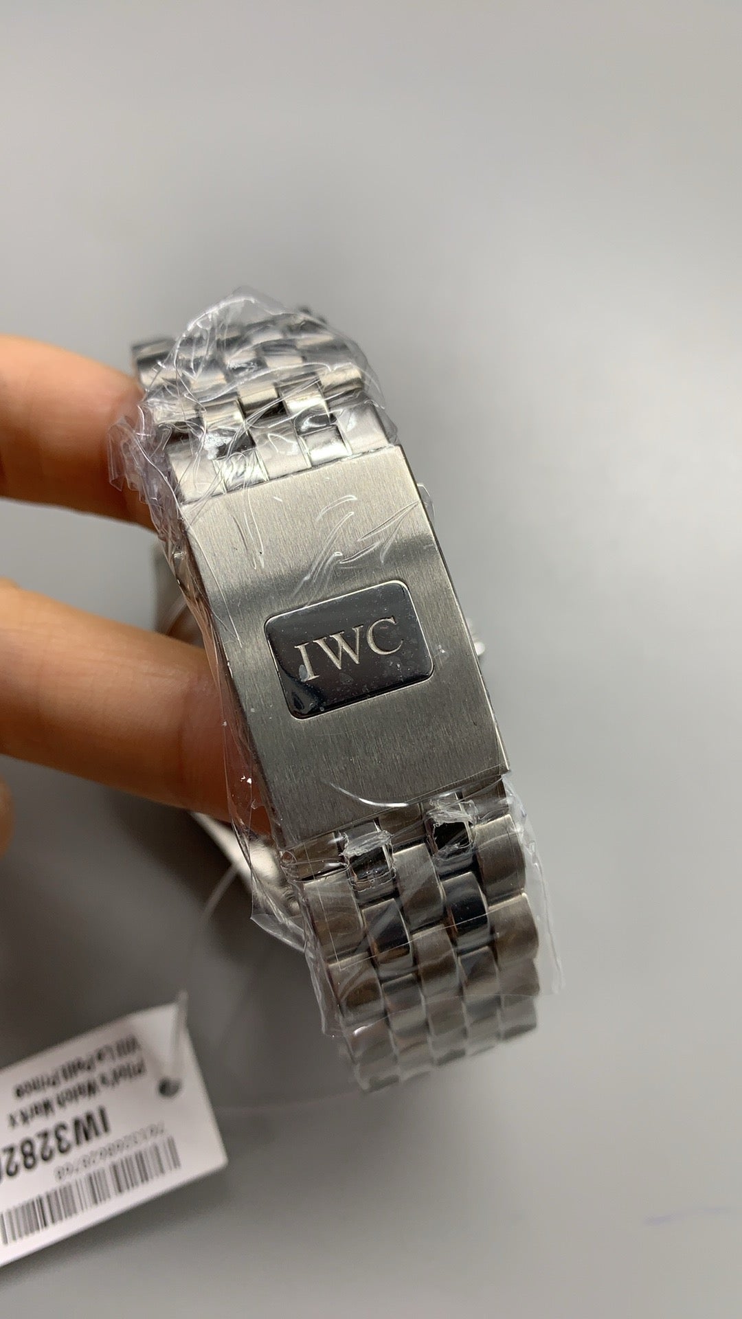 IWC Pilot’s Watch Mark XX | 40MM | ตัวเรือนสเตนเลสสตีล | หน้าปัดสีขาว | สายหนังวัว | กลไกอัตโนมัติ Cal.32111