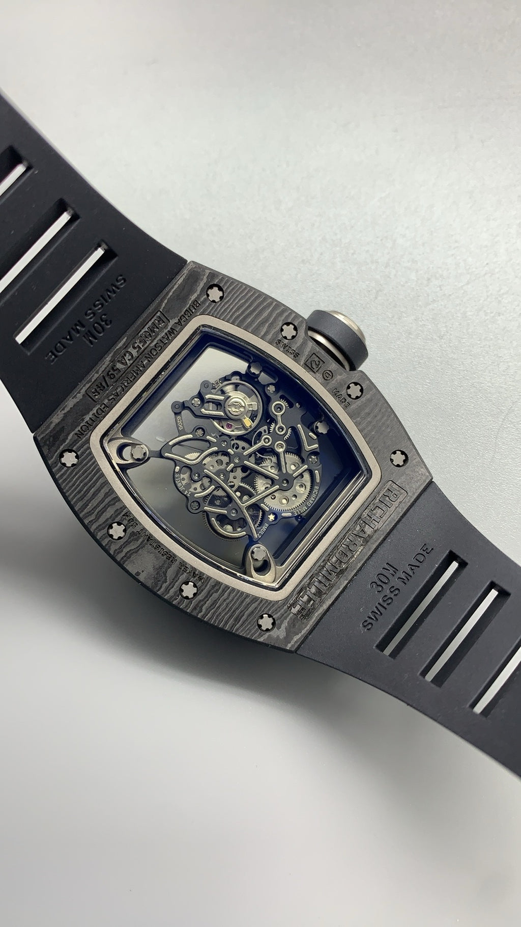 Richard Mille RM055 | 42MM | ตัวเรือนคาร์บอนไฟเบอร์ NTPT + โครงไทเทเนียม | หน้าปัดสเกเลตัน | กลไกไขลานมือ RMUL2