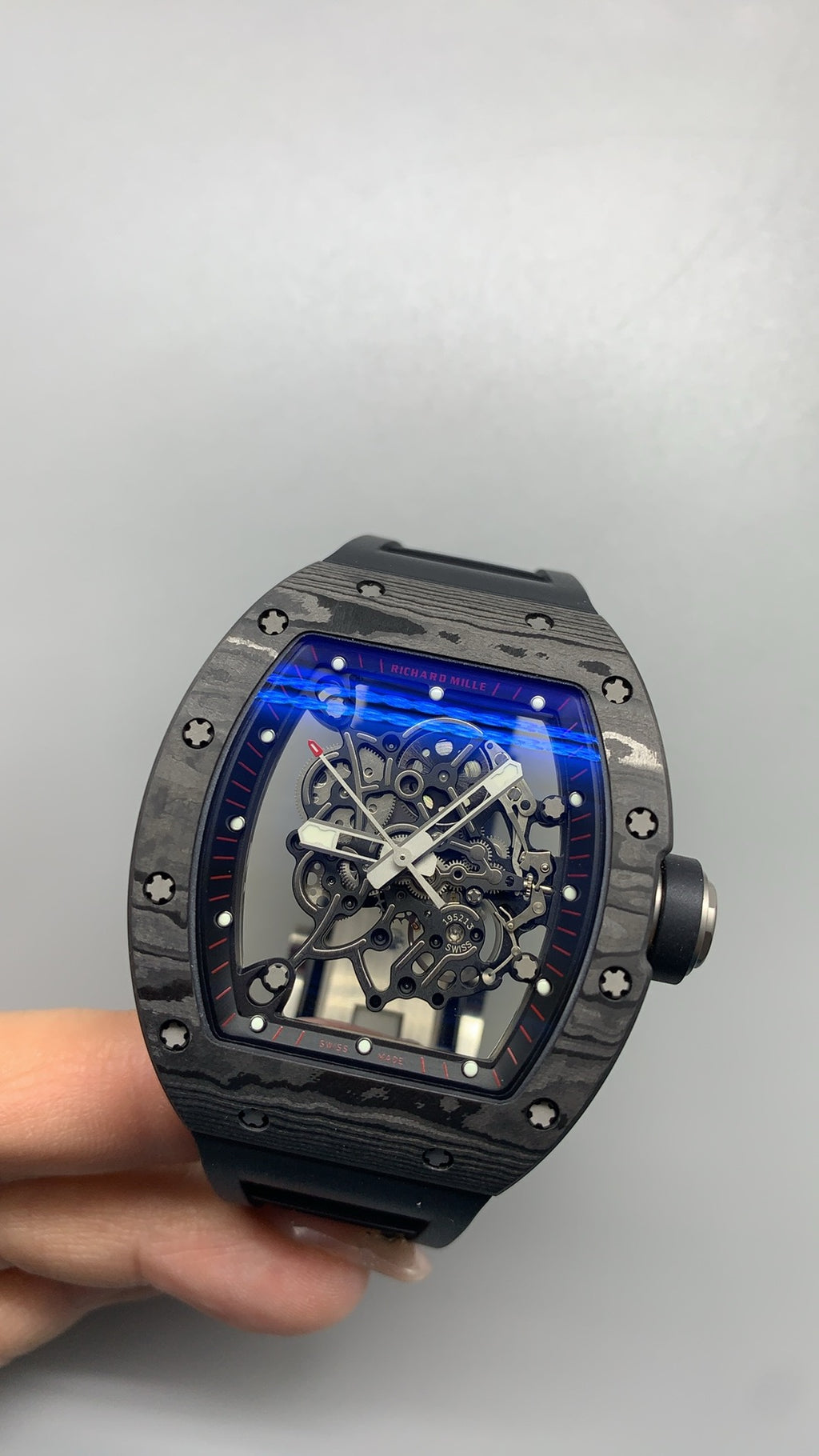 Richard Mille RM055 | 42MM | ตัวเรือนคาร์บอนไฟเบอร์ NTPT + โครงไทเทเนียม | หน้าปัดสเกเลตัน | กลไกไขลานมือ RMUL2