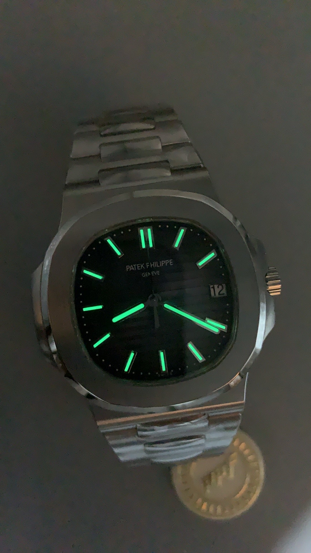 Patek Philippe Nautilus 5711 | 40MM | หน้าปัดสีน้ำเงินลายริ้ว | ตัวเรือนสแตนเลสสตีล | กลไกอัตโนมัติ Cal.324 S C