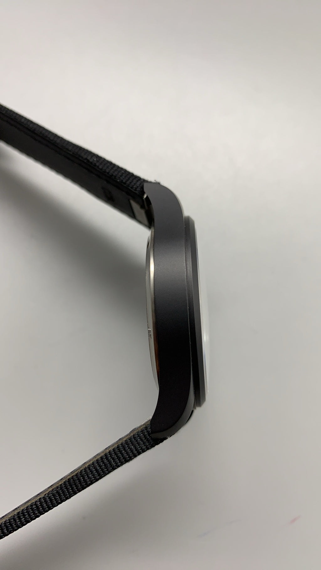 IWC Pilot's Watch Automatic Black Aces | 41MM | ตัวเรือนเซรามิกสีดำ | หน้าปัดสีขาวพิมพ์โลโก้ Black Aces | สายผ้า NATO สีดำ | กลไกอัตโนมัติ Cal.32100