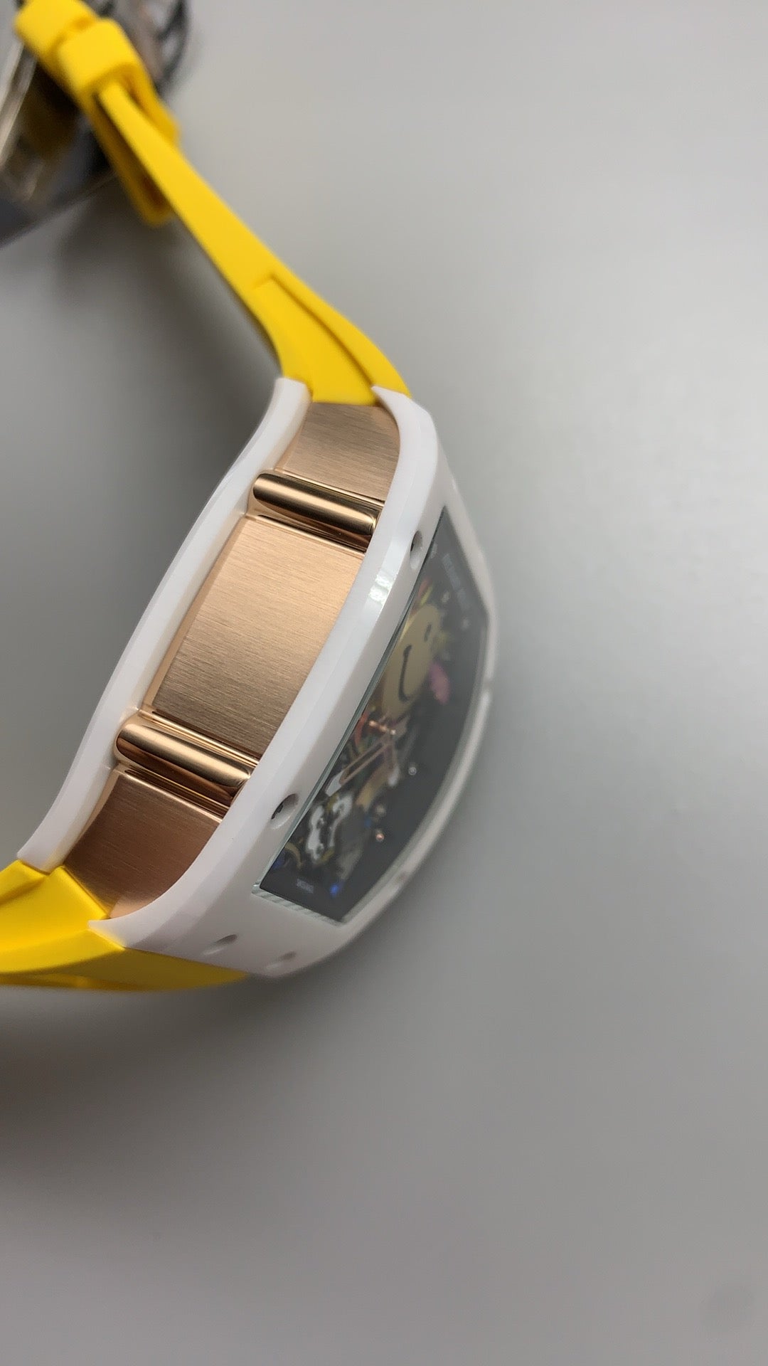 Richard Mille RM88 Smiley | 42.3MM | ตัวเรือนไวท์โกลด์เคลือบ PVD สีทอง | หน้าปัดตกแต่งลาย Smiley | กลไกอัตโนมัติ CRMT7