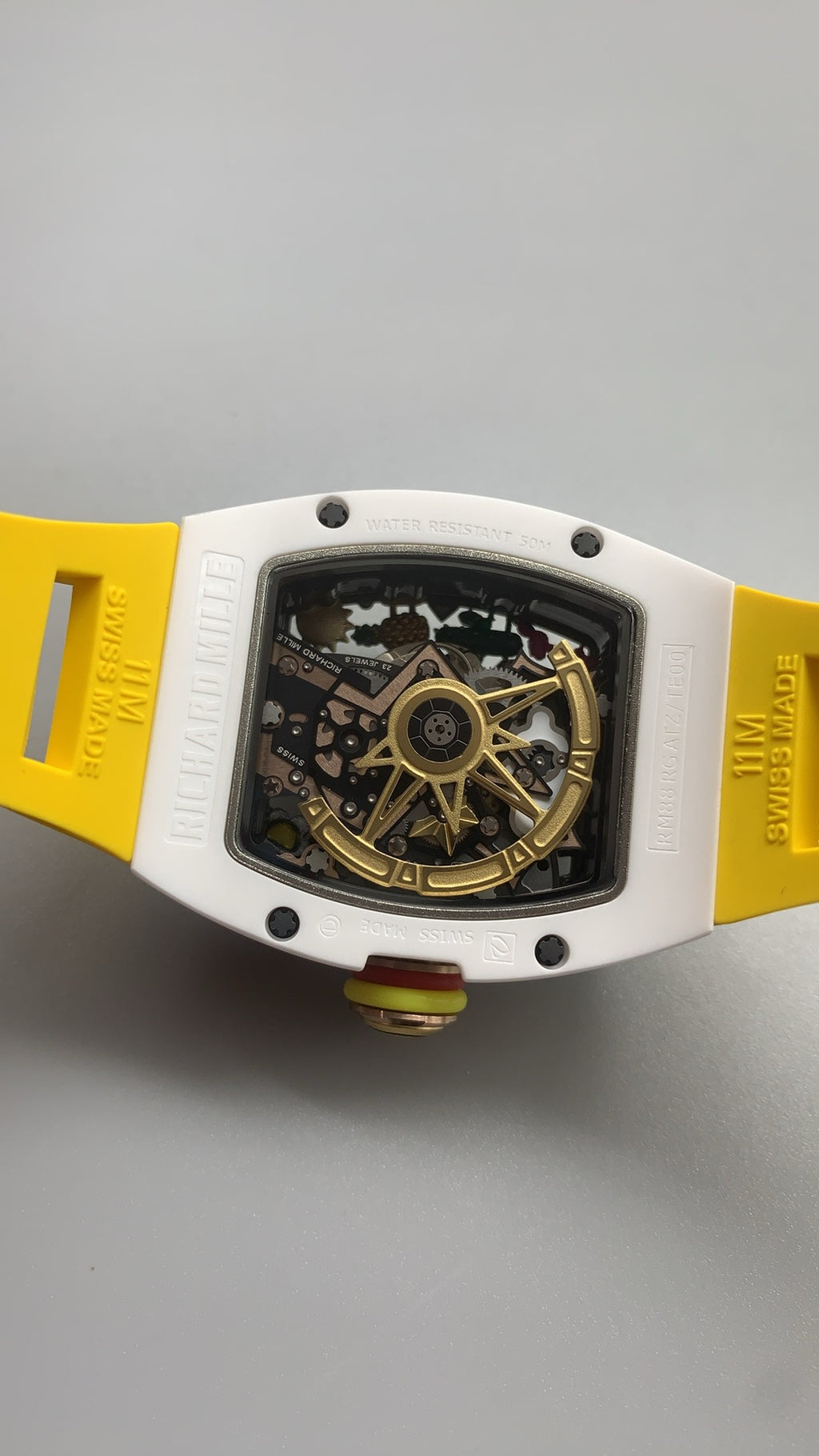 Richard Mille RM88 Smiley | 42.3MM | ตัวเรือนไวท์โกลด์เคลือบ PVD สีทอง | หน้าปัดตกแต่งลาย Smiley | กลไกอัตโนมัติ CRMT7