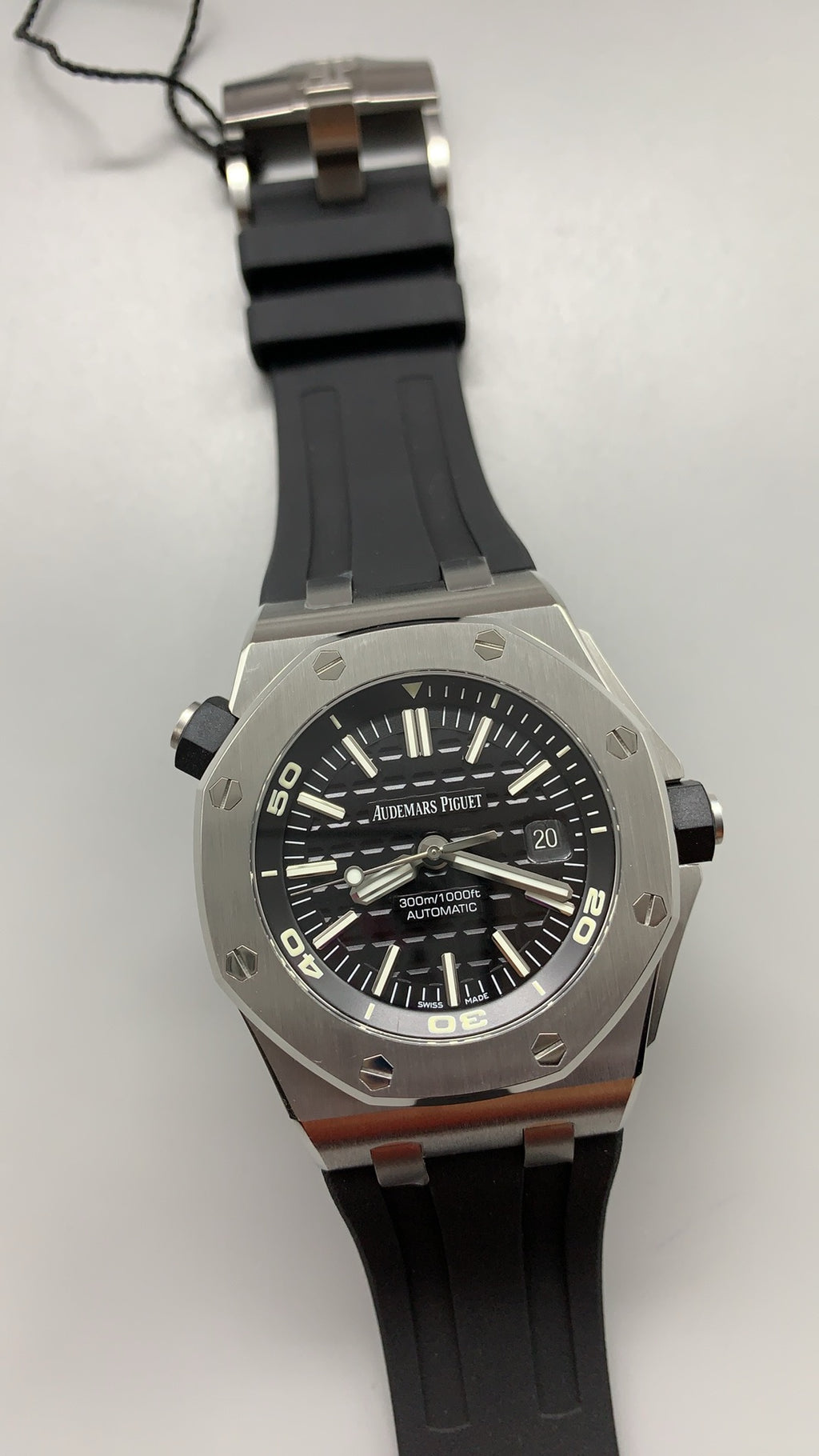 Audemars Piguet Royal Oak Offshore Diver 15710ST | 42MM | Stainless Steel Case | Classic Black Dial | Automatic Movement Cal.3120