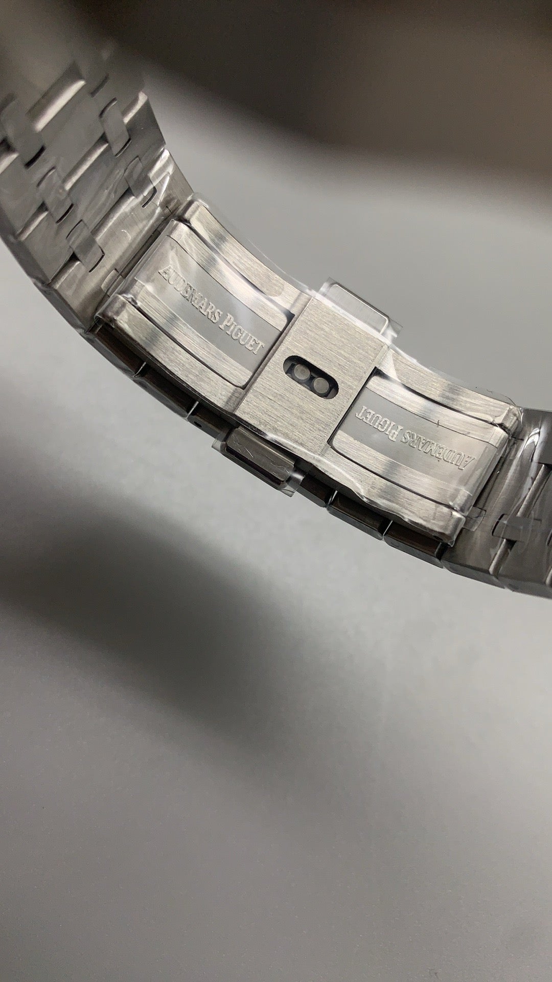 Audemars Piguet Royal Oak 15500ST | 41MM | ตัวเรือนสแตนเลสสตีล | หน้าปัดสีขาว | กลไกอัตโนมัติ Cal.4302