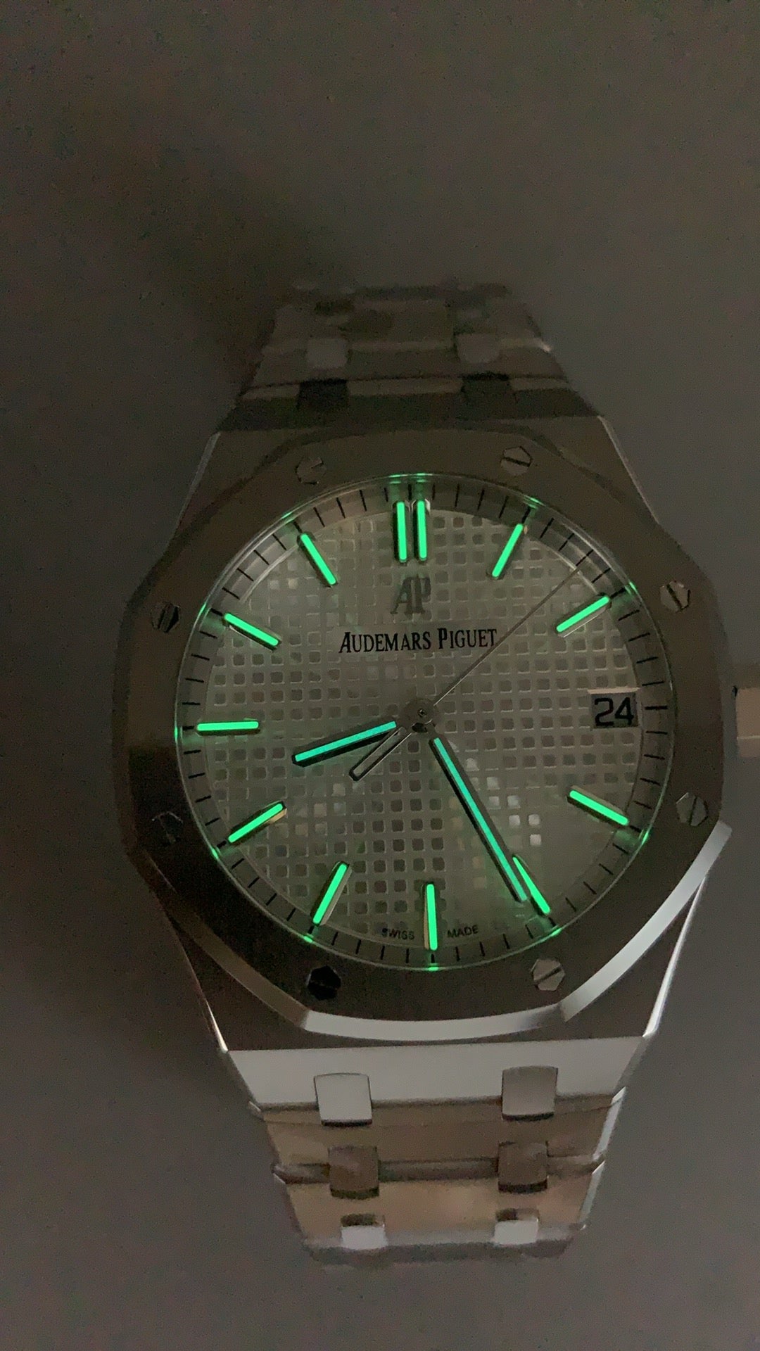 Audemars Piguet Royal Oak 15500ST | 41MM | ตัวเรือนสแตนเลสสตีล | หน้าปัดสีขาว | กลไกอัตโนมัติ Cal.4302