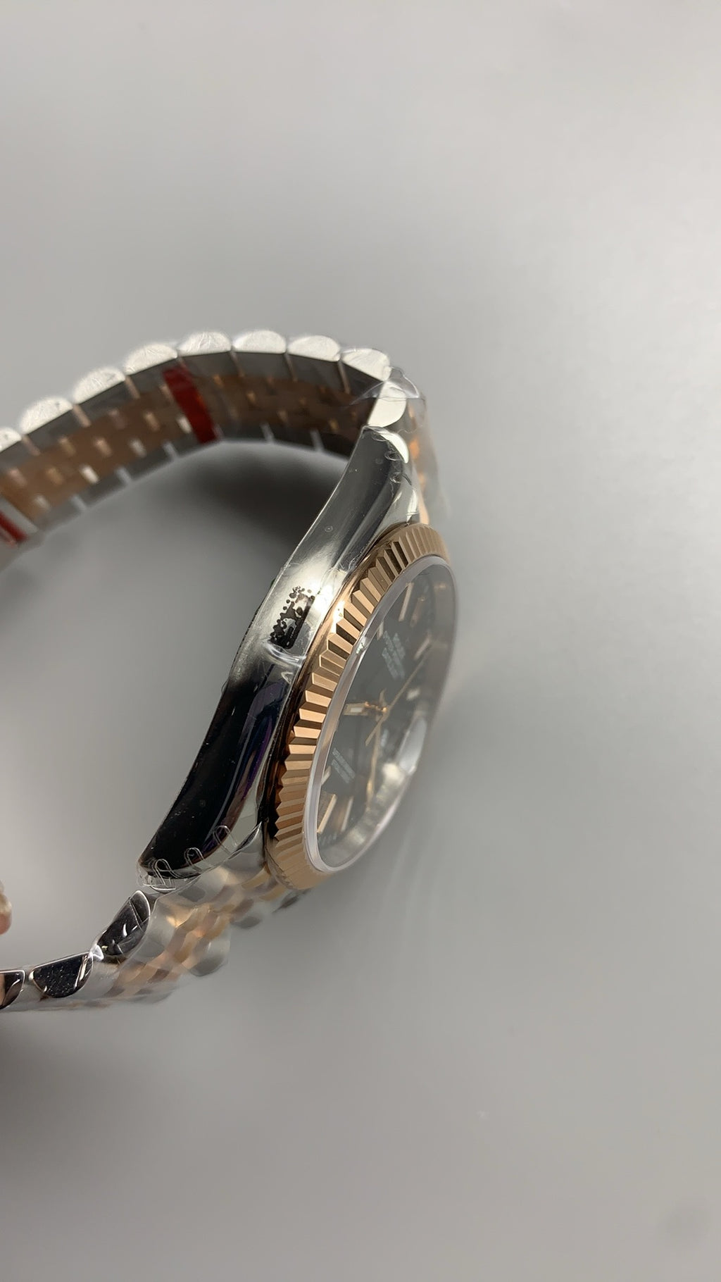 Rolex Datejust 36MM | หน้าปัดลายตาราง | ตัวเรือนสแตนเลสสลับเคลือบสีโรสโกลด์ PVD | กลไกอัตโนมัติ Cal.3235