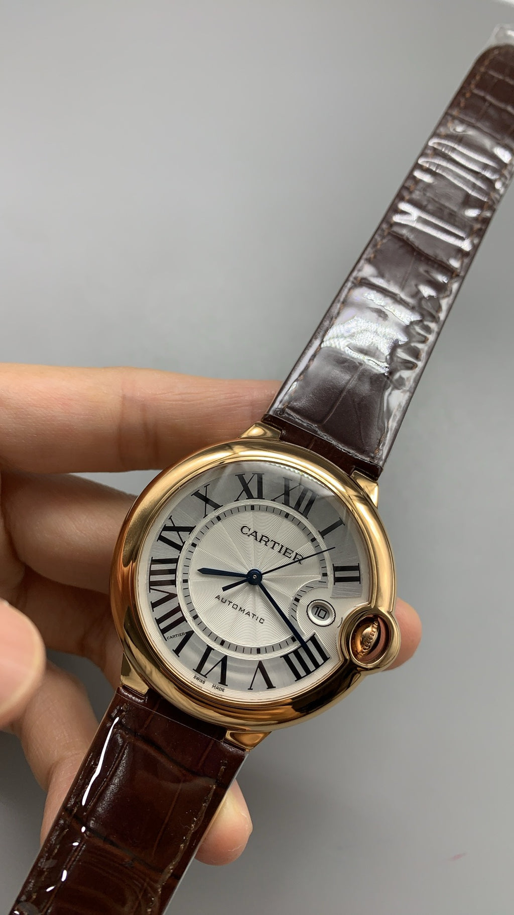 Cartier Ballon Bleu de Cartier | ขนาด 42 มม. | สีโรสโกลด์ | อัตโนมัติ