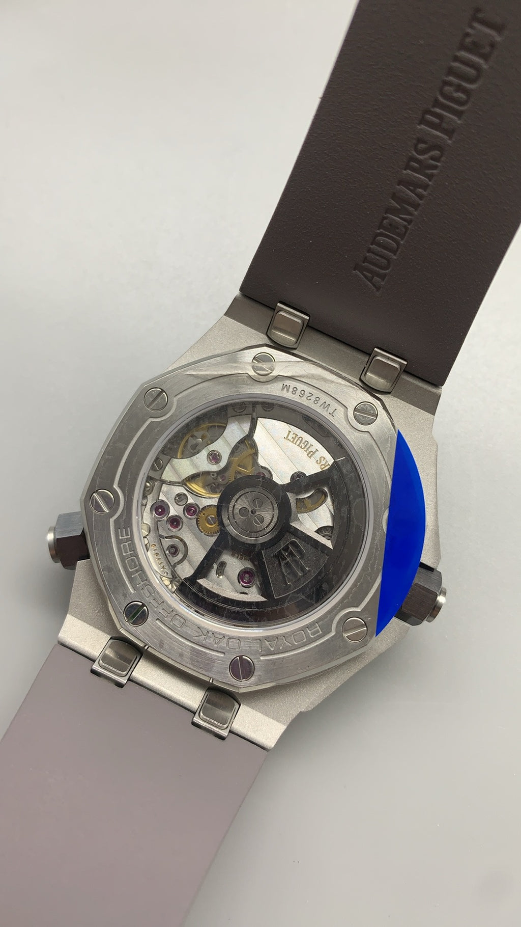 Audemars Piguet Royal Oak Offshore Diver 15720ST | 42MM | Stainless steel case | Grey dial | Quick-release rubber strap | Automatic movement Cal.4308