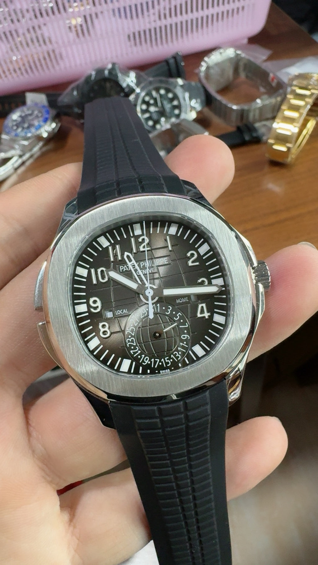 Patek Philippe Aquanaut 5164 | 40.8MM | หน้าปัดสีน้ำตาลเข้มลายตาราง | สายยางสีน้ำตาล | กลไกอัตโนมัติ Cal.324 S C