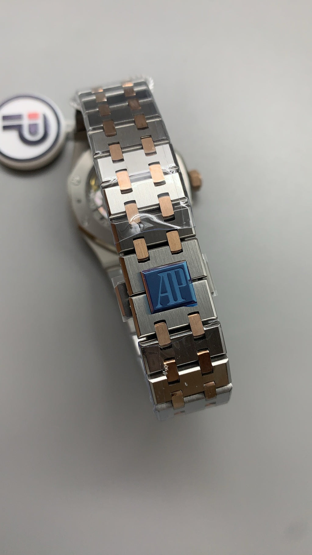 Audemars Piguet Royal Oak 15451SR | 37MM | ตัวเรือนทูโทนสแตนเลสสตีล+เคลือบสีโรสโกลด์แบบ PVD | หน้าปัดสีขาวประดับเพชร | กลไกอัตโนมัติ Cal.3120