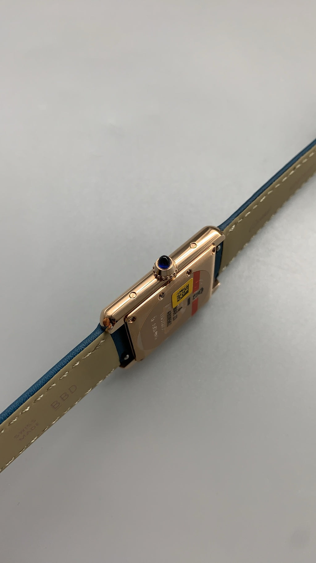 Cartier Tank Must de Cartier | ขนาดกลาง 33×25 มม. | สีโรสโกลด์ | ควอตซ์ (Quartz)