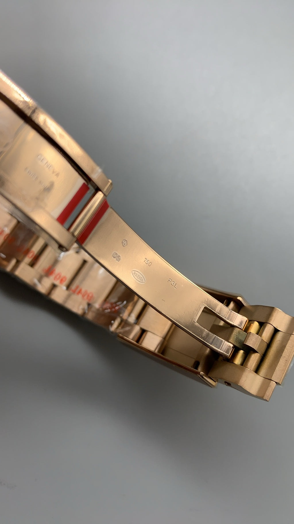 Rolex GMT-Master II 40MM | หน้าปัดลายก้อนเมฆ | ตัวเรือนสแตนเลสเคลือบสีโรสโกลด์ PVD | กลไกอัตโนมัติ Cal.3285