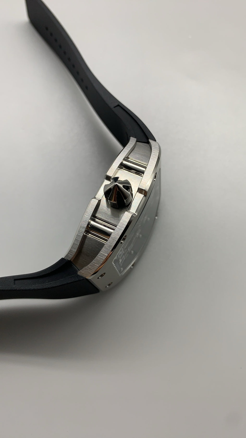 Richard Mille RM67-01 | 38.7MM | ตัวเรือนไทเทเนียมเกรด 5 | หน้าปัดสเกเลตัน | กลไกอัตโนมัติ CRMA6