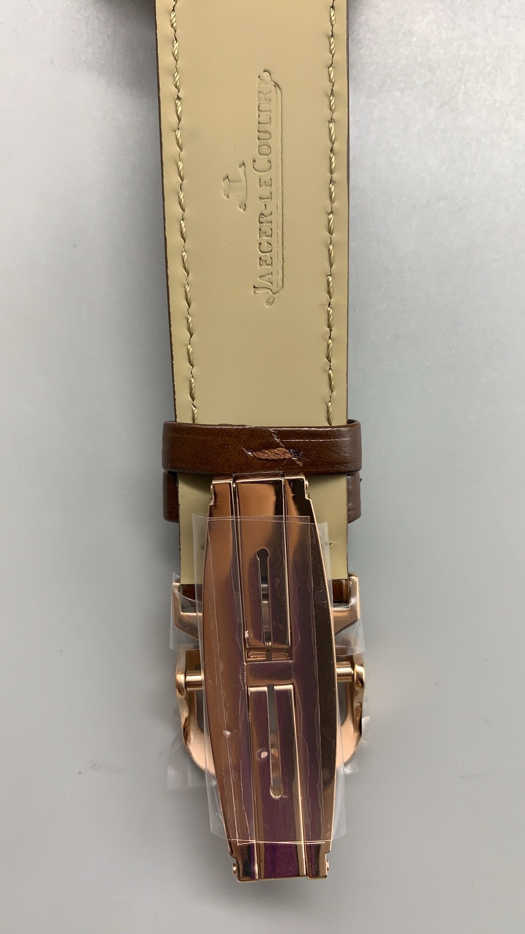 Jaeger-LeCoultre Polaris Chronograph WT | 44MM | Rose gold-plated stainless steel case | Chronograph + World Time | Black dial | Brown alligator strap | Automatic movement Cal.752A