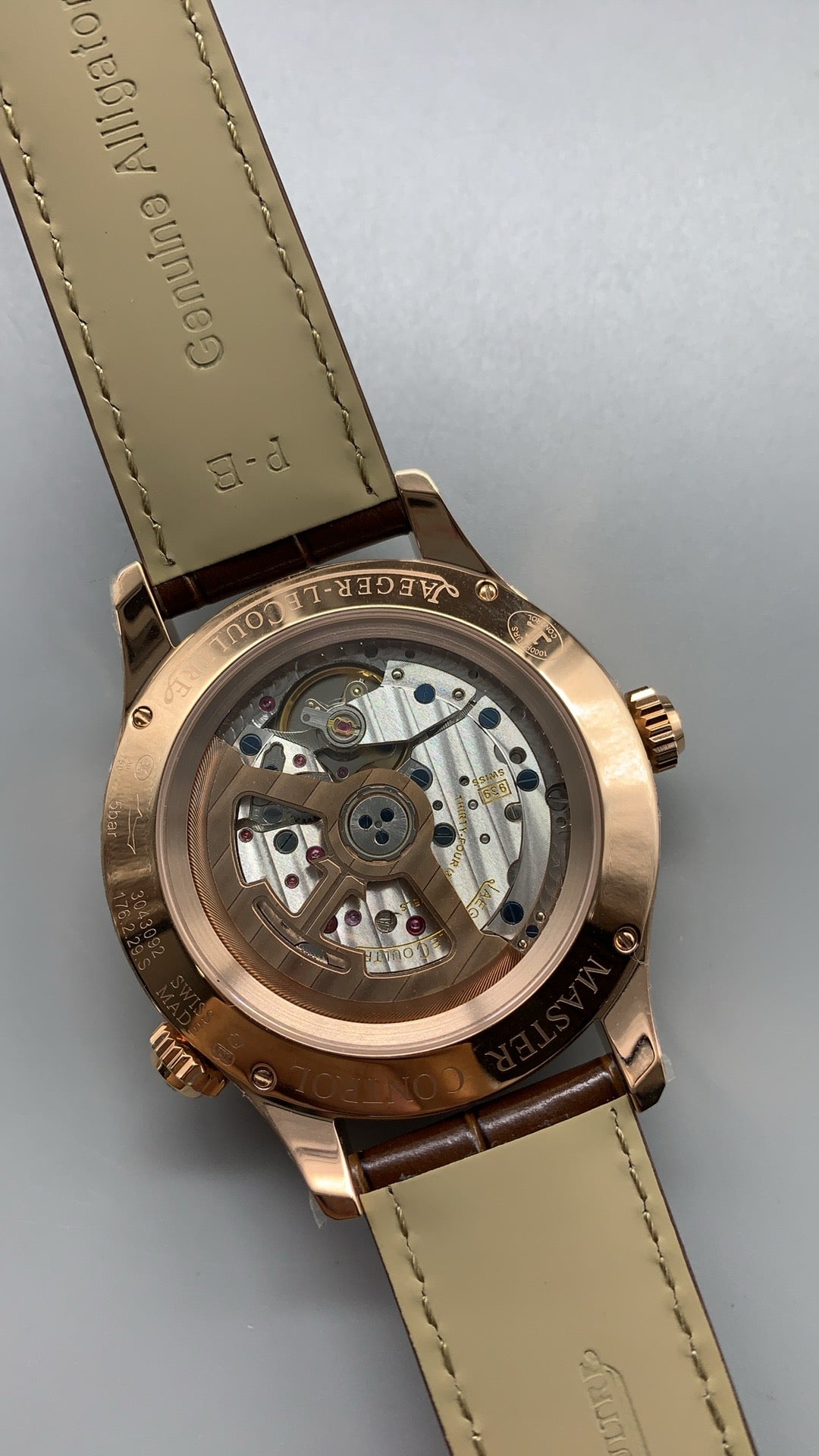 Jaeger-LeCoultre Polaris Chronograph WT | 44MM | Rose gold-plated stainless steel case | Chronograph + World Time | Black dial | Brown alligator strap | Automatic movement Cal.752A